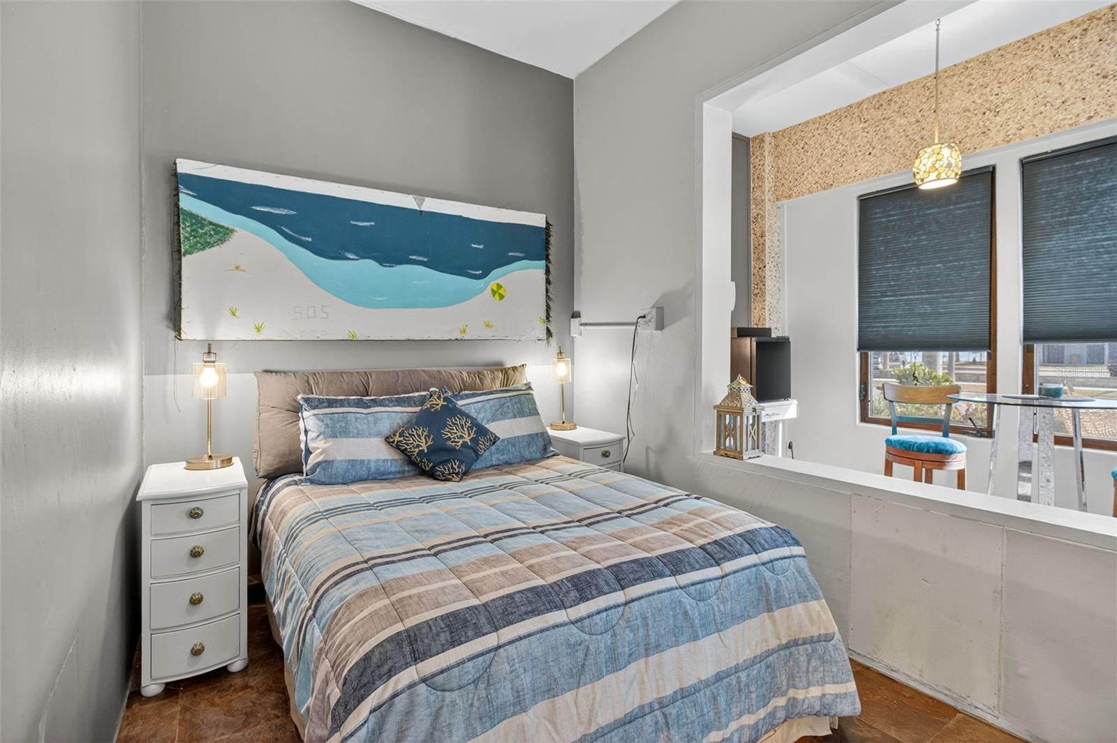 5659 SHORE BLVD S, GULFPORT, FL, 33707