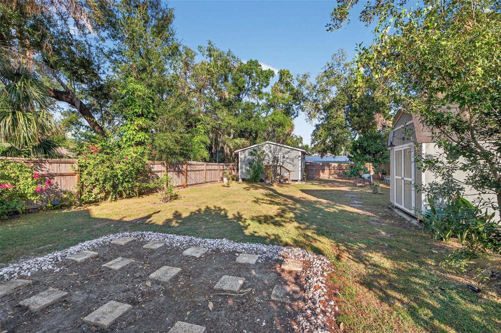 5911 N HIGHLAND AVE, TAMPA, FL, 33604