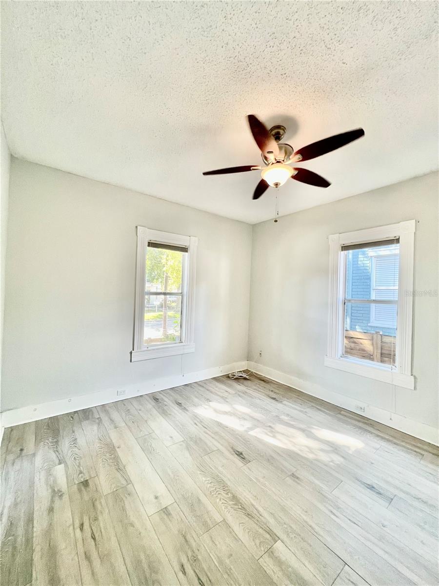 111 W AMELIA AVE, TAMPA, FL, 33602