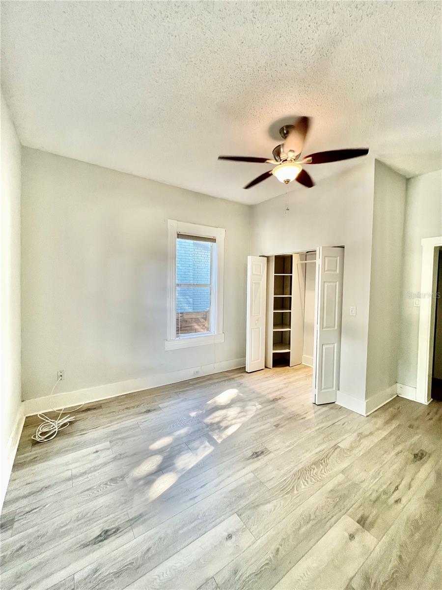 111 W AMELIA AVE, TAMPA, FL, 33602