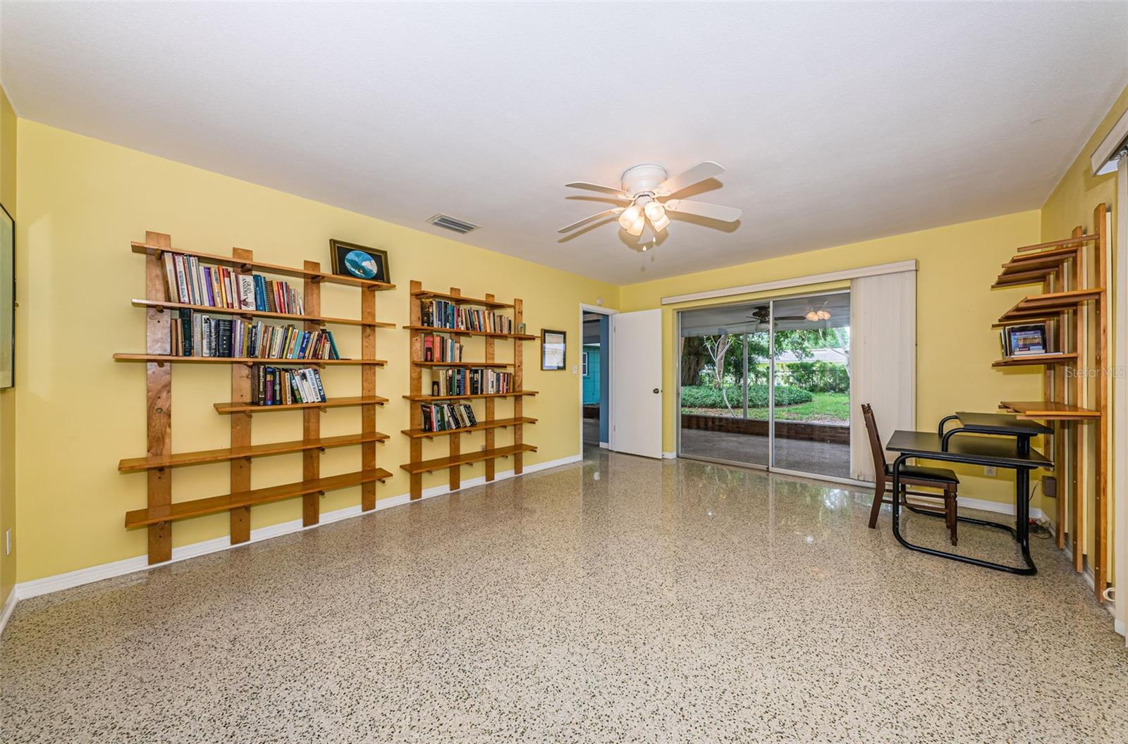 152 58TH AVE S, ST PETERSBURG, FL, 33705