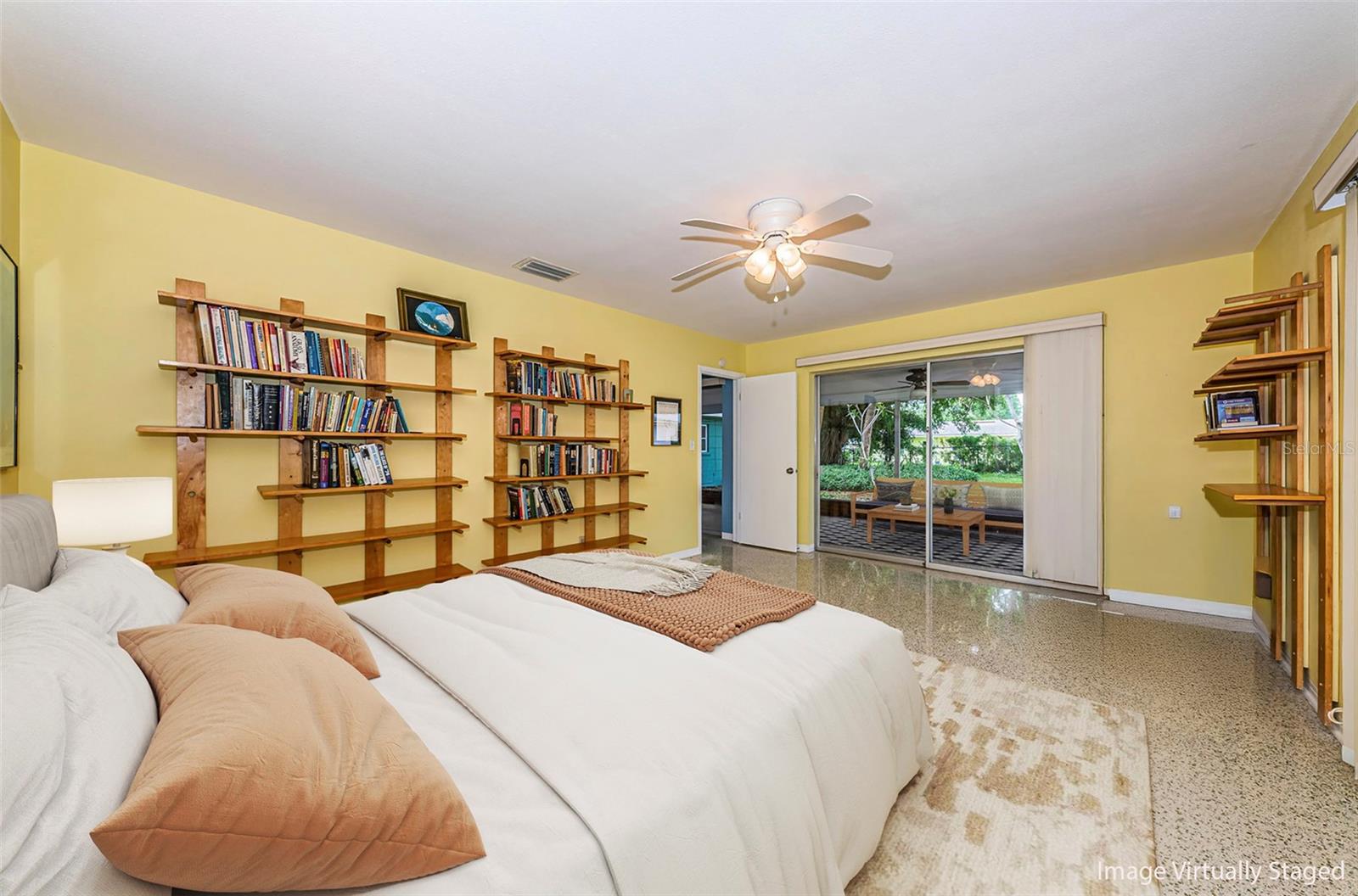 152 58TH AVE S, ST PETERSBURG, FL, 33705