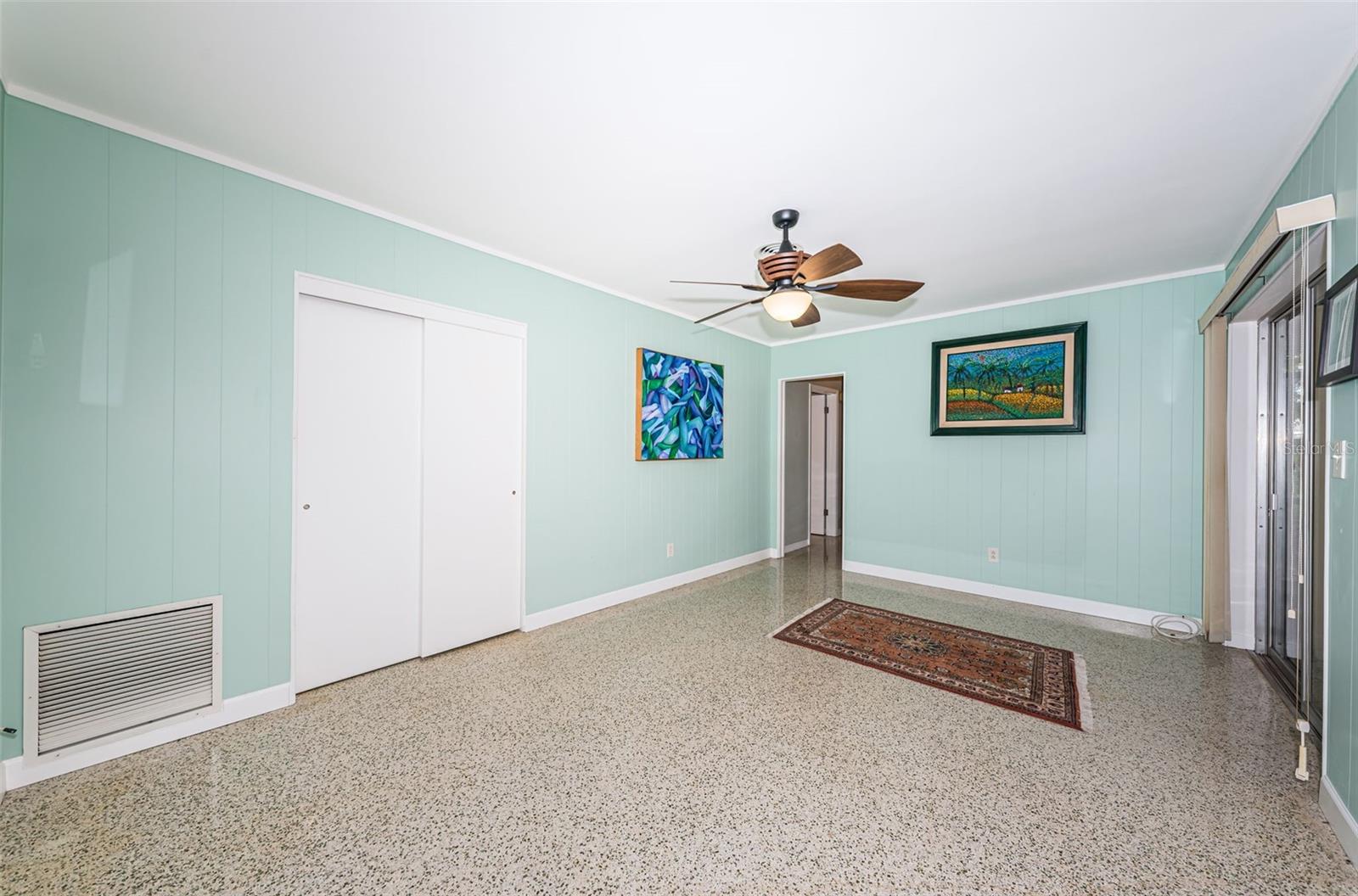 152 58TH AVE S, ST PETERSBURG, FL, 33705