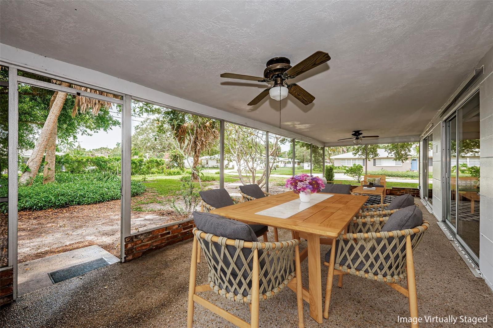 152 58TH AVE S, ST PETERSBURG, FL, 33705