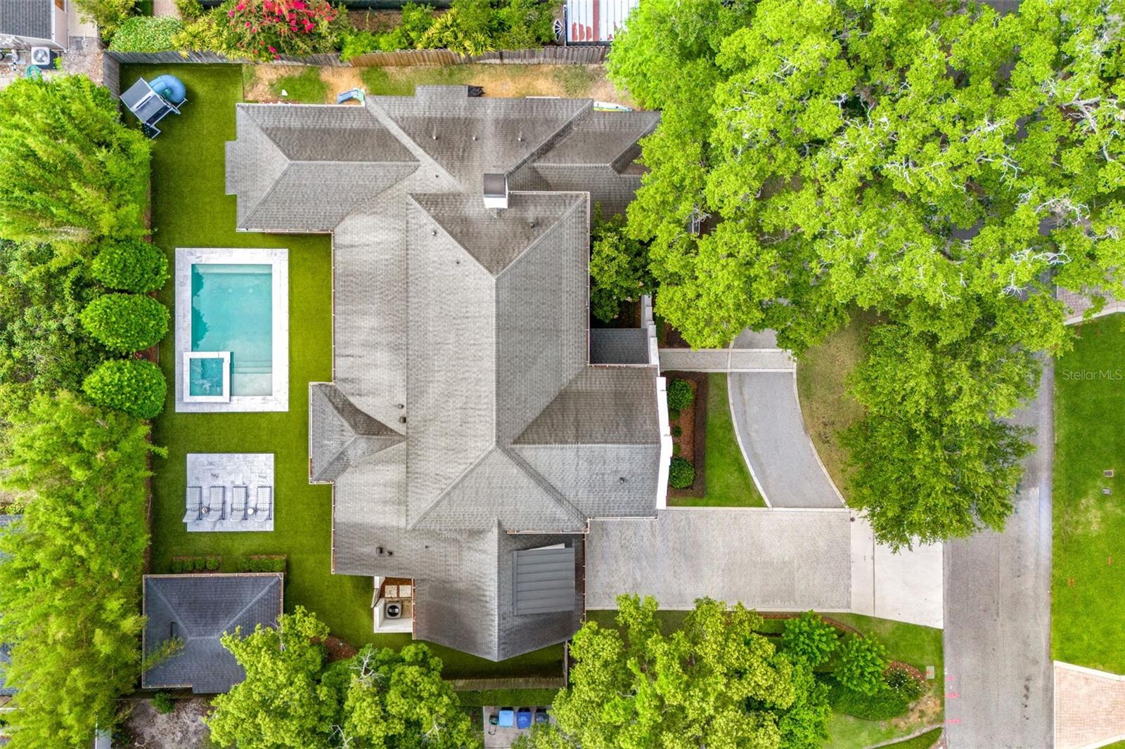 O6357810 Property Photo