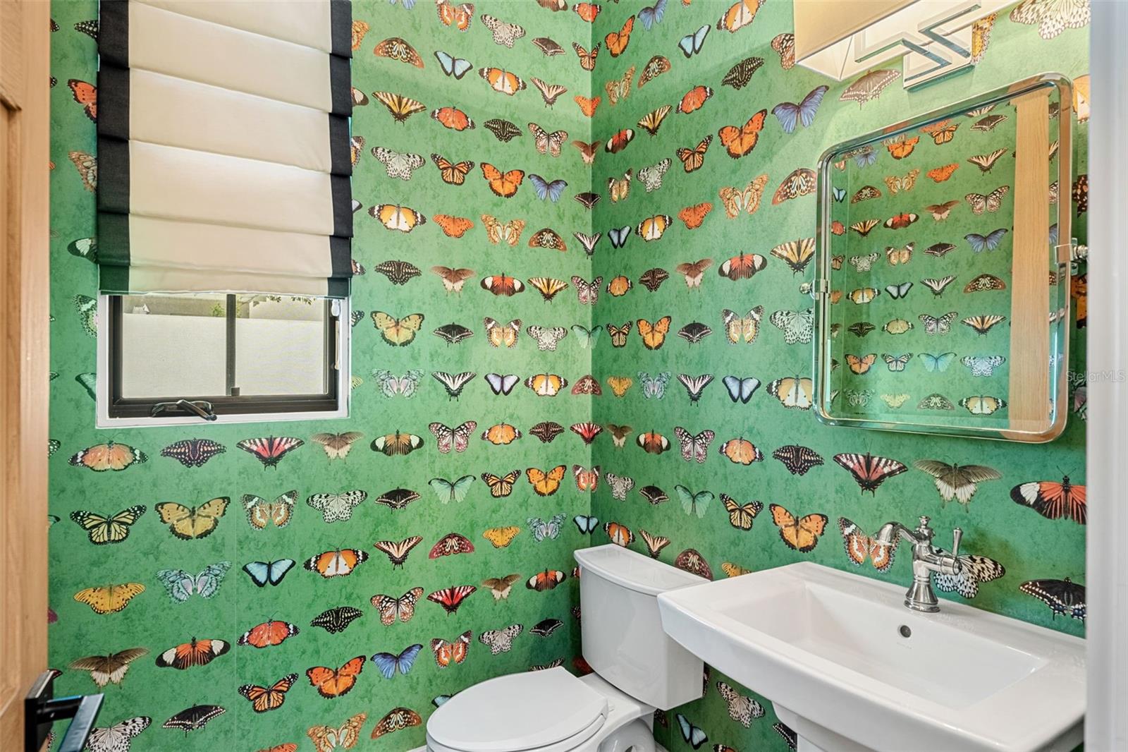 O6357810 Property Photo