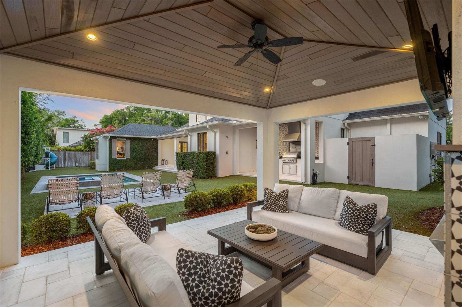 O6357810 Property Photo