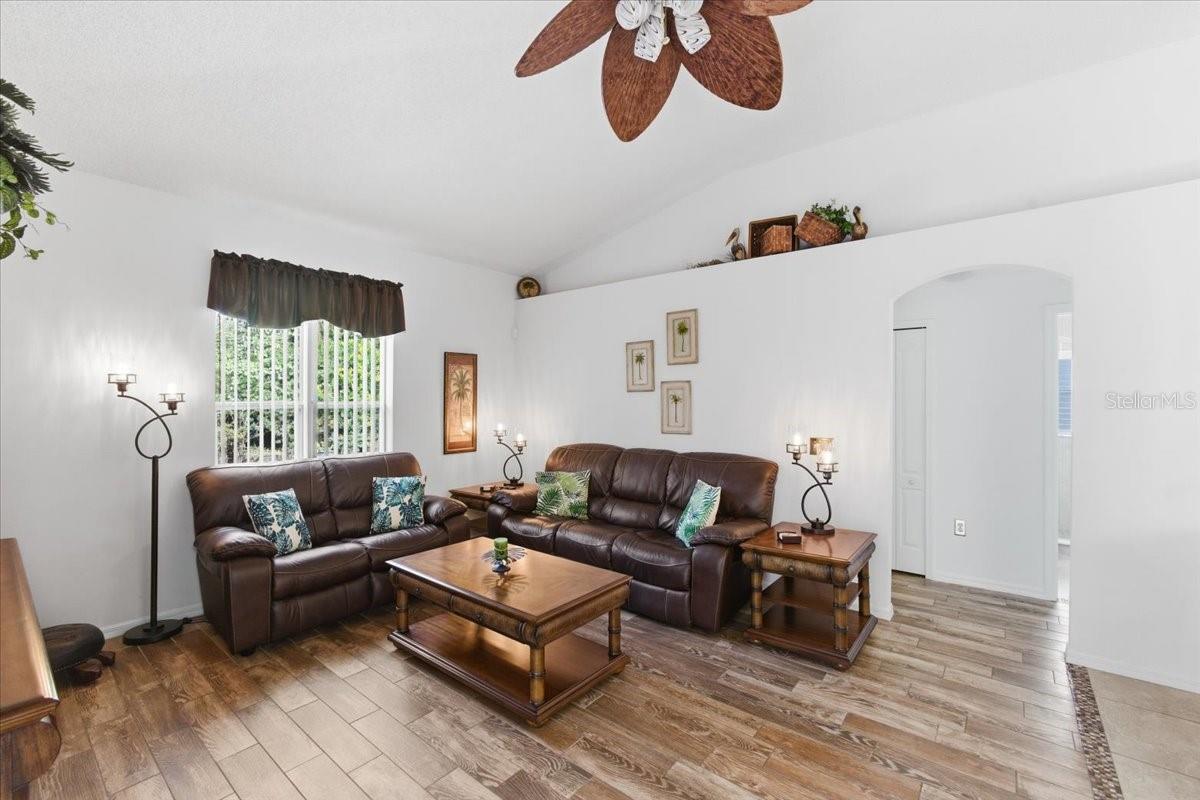 48 WHEELING LN, PALM COAST, FL, 32164