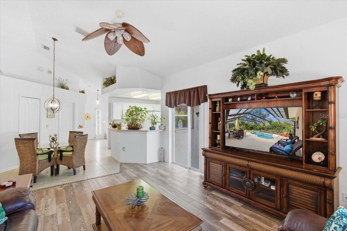 48 WHEELING LN, PALM COAST, FL, 32164