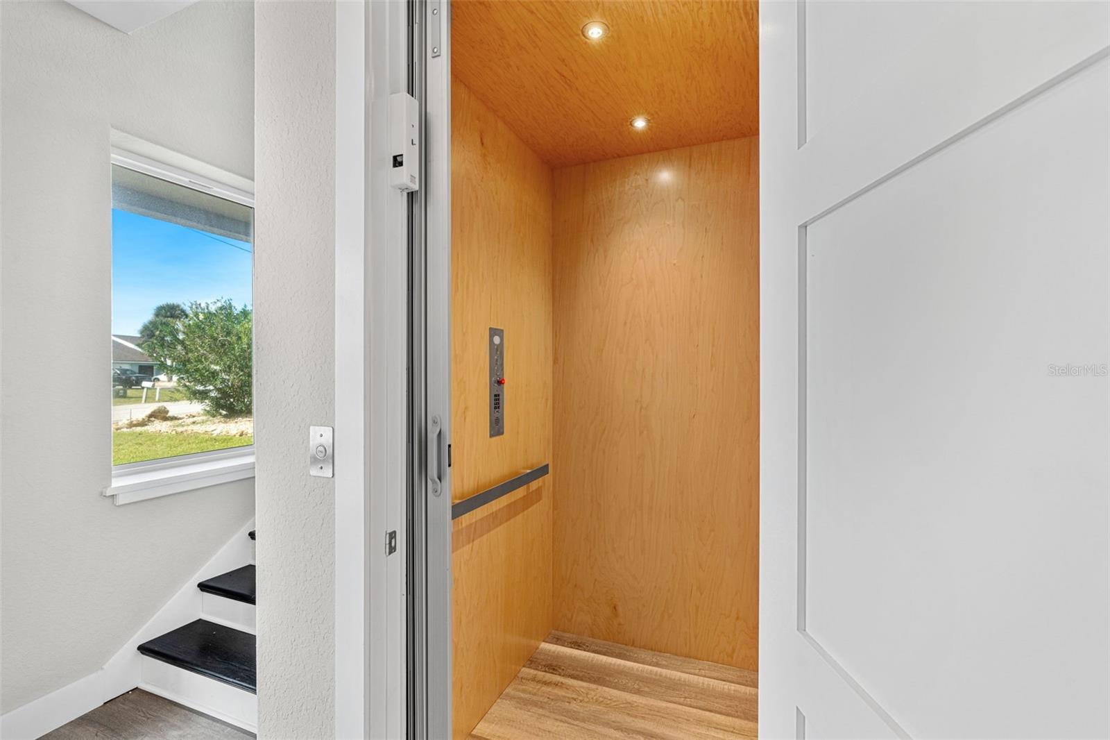 A4670892 Property Photo