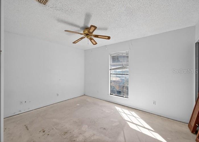 O6357846 Property Photo