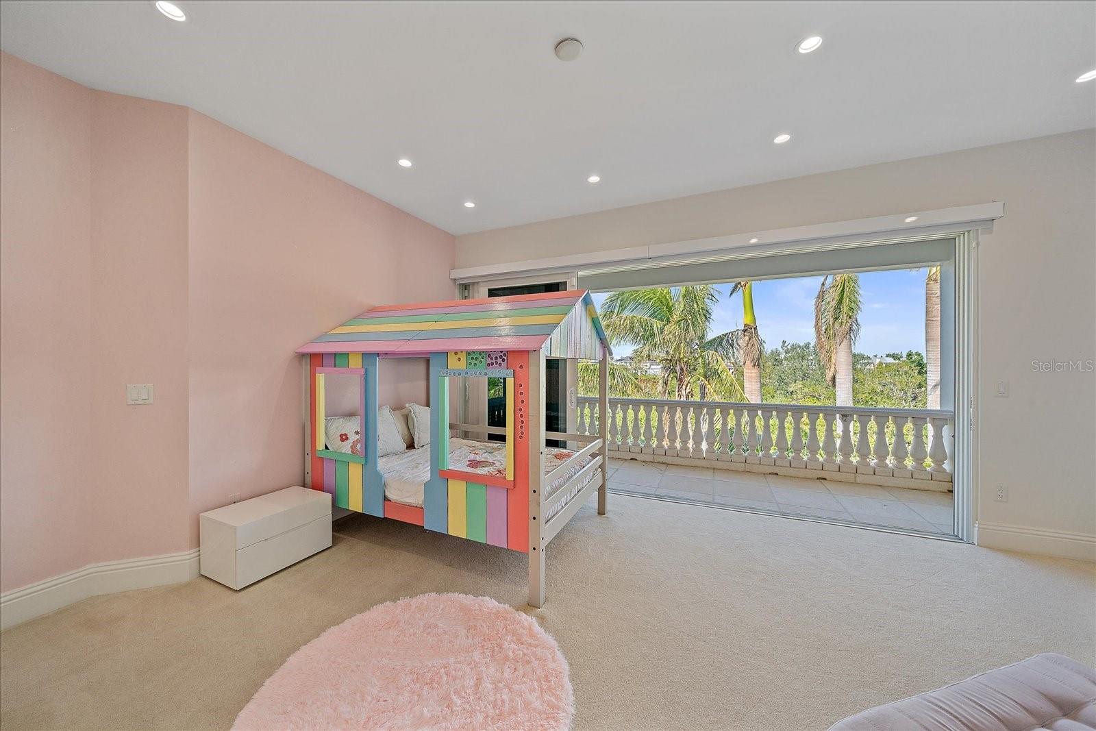 A4670896 Property Photo