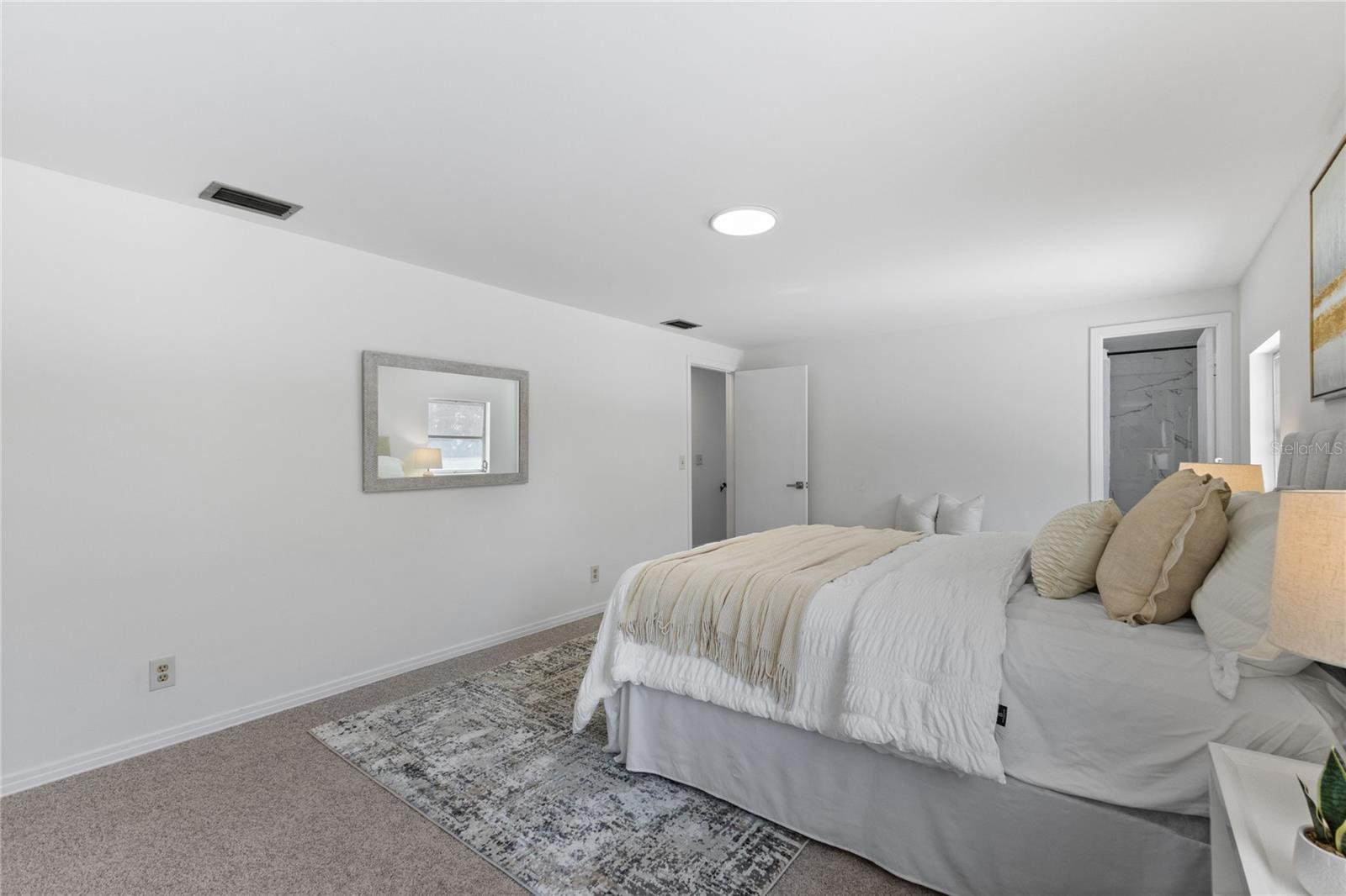 4902 STOLLS AVE, TAMPA, FL, 33615