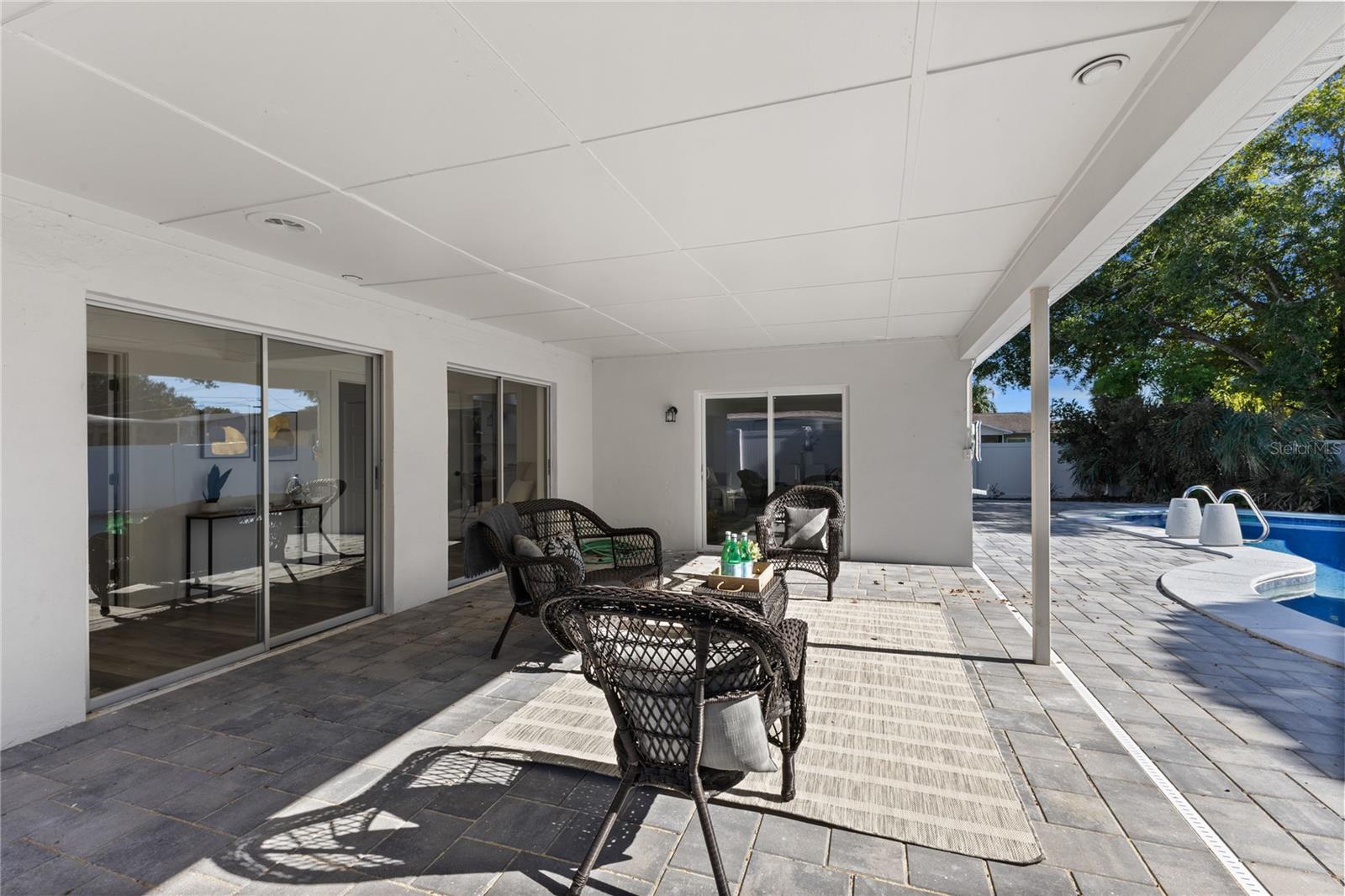 4902 STOLLS AVE, TAMPA, FL, 33615