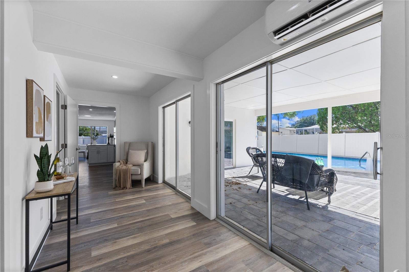 4902 STOLLS AVE, TAMPA, FL, 33615