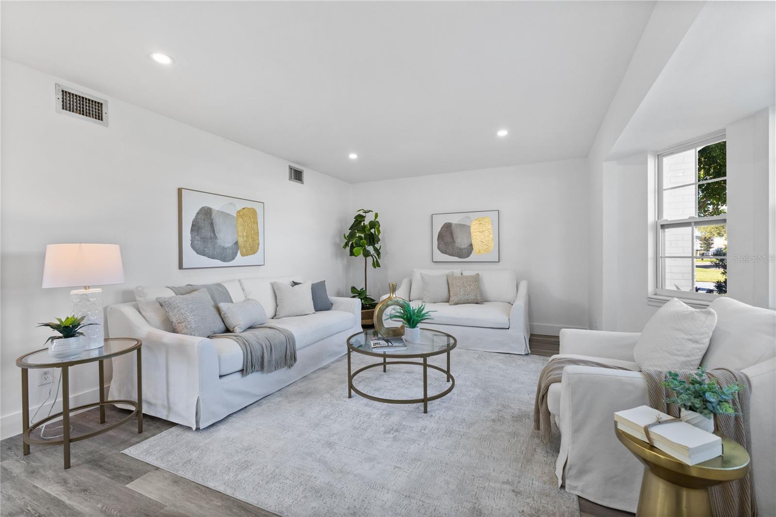 4902 STOLLS AVE, TAMPA, FL, 33615