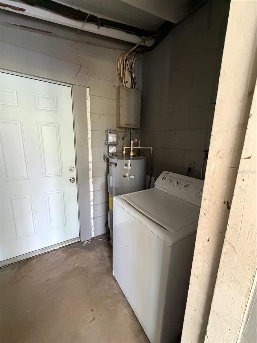 904 HILL ST, EUSTIS, FL, 32726