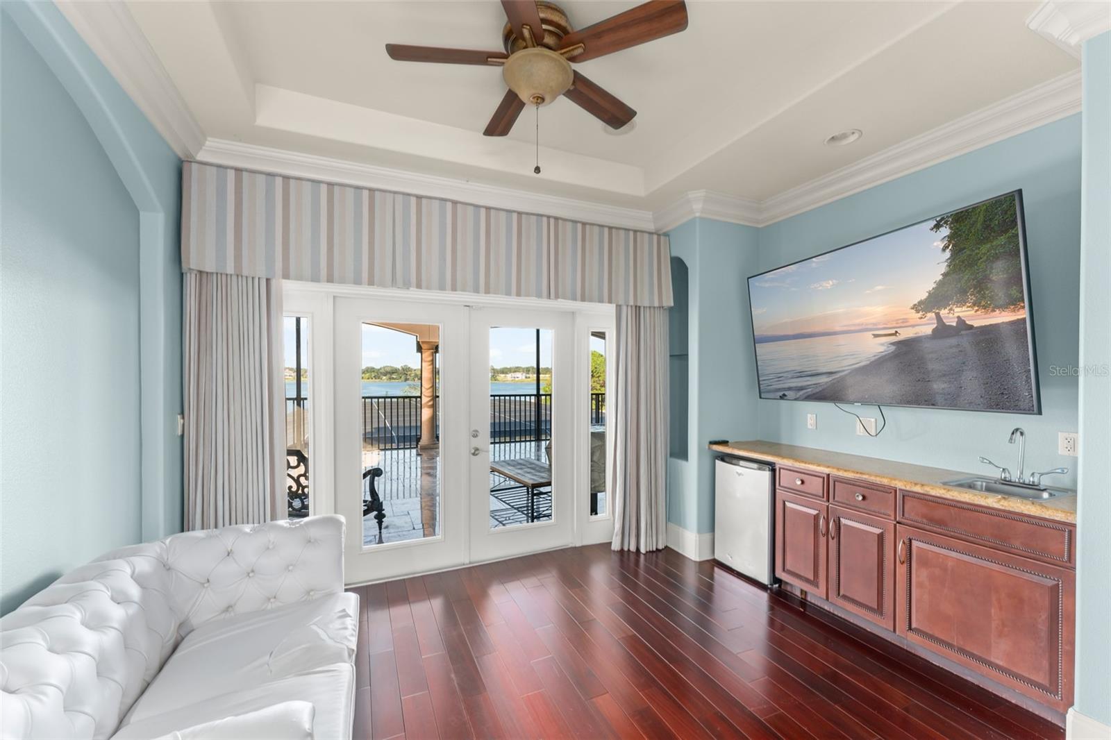 O6357873 Property Photo