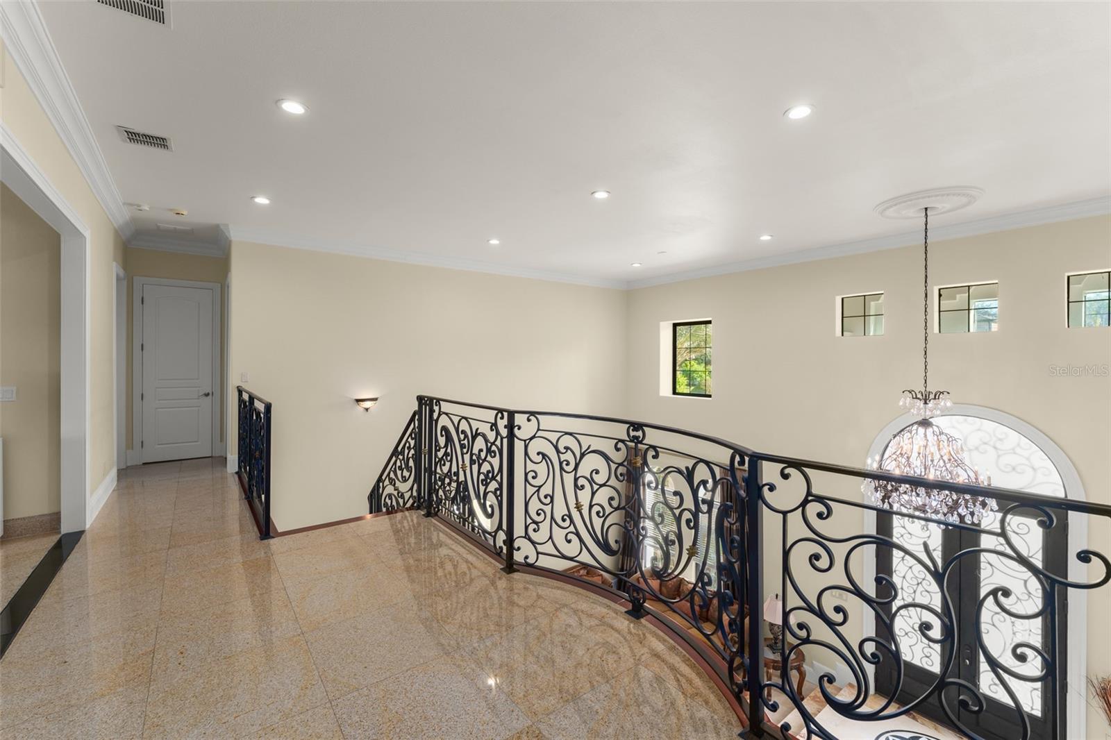 O6357873 Property Photo