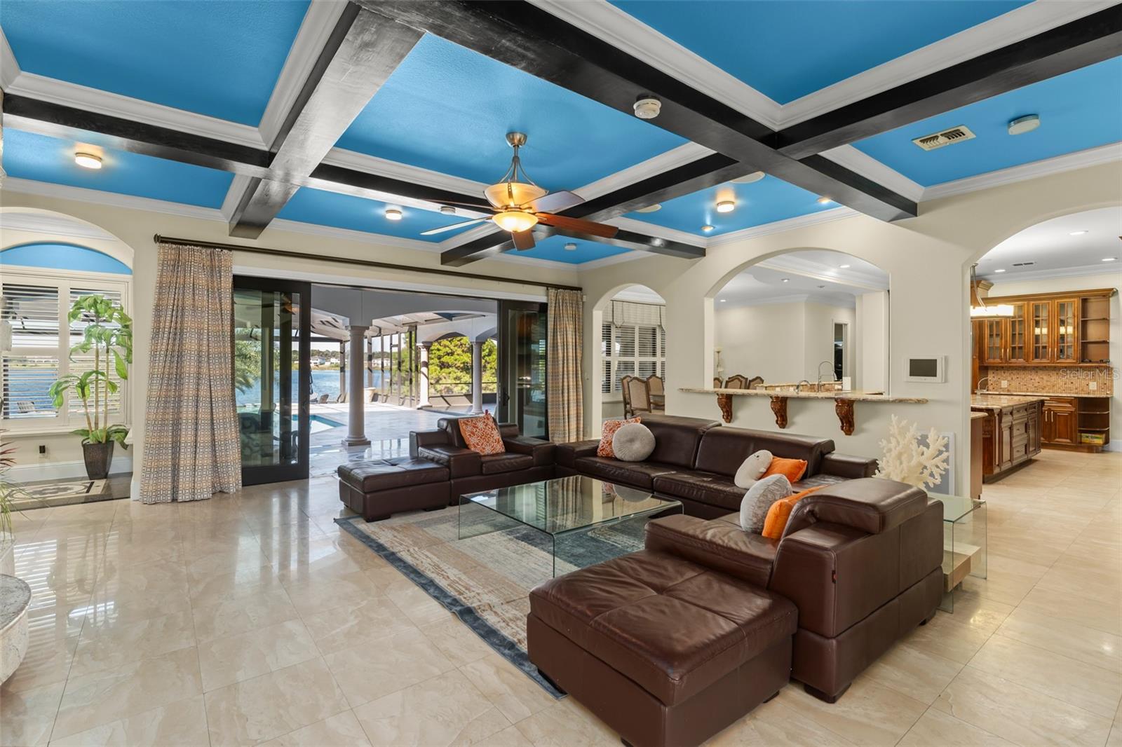 O6357873 Property Photo