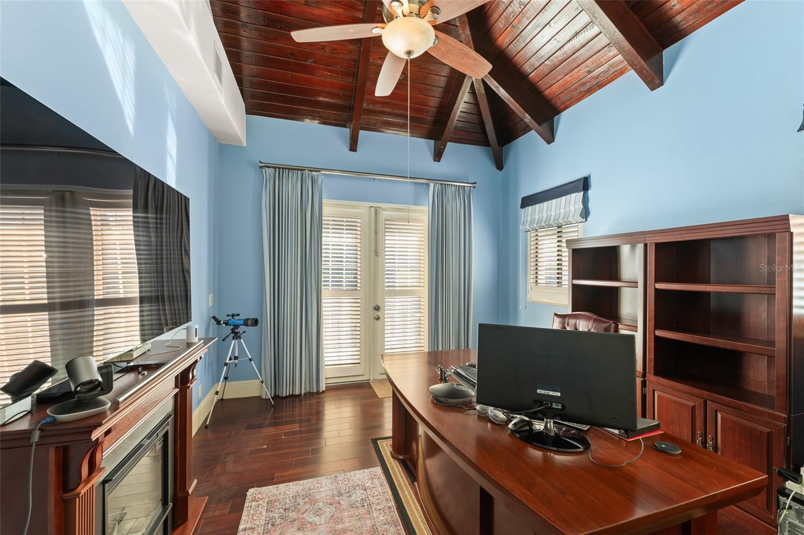 O6357873 Property Photo