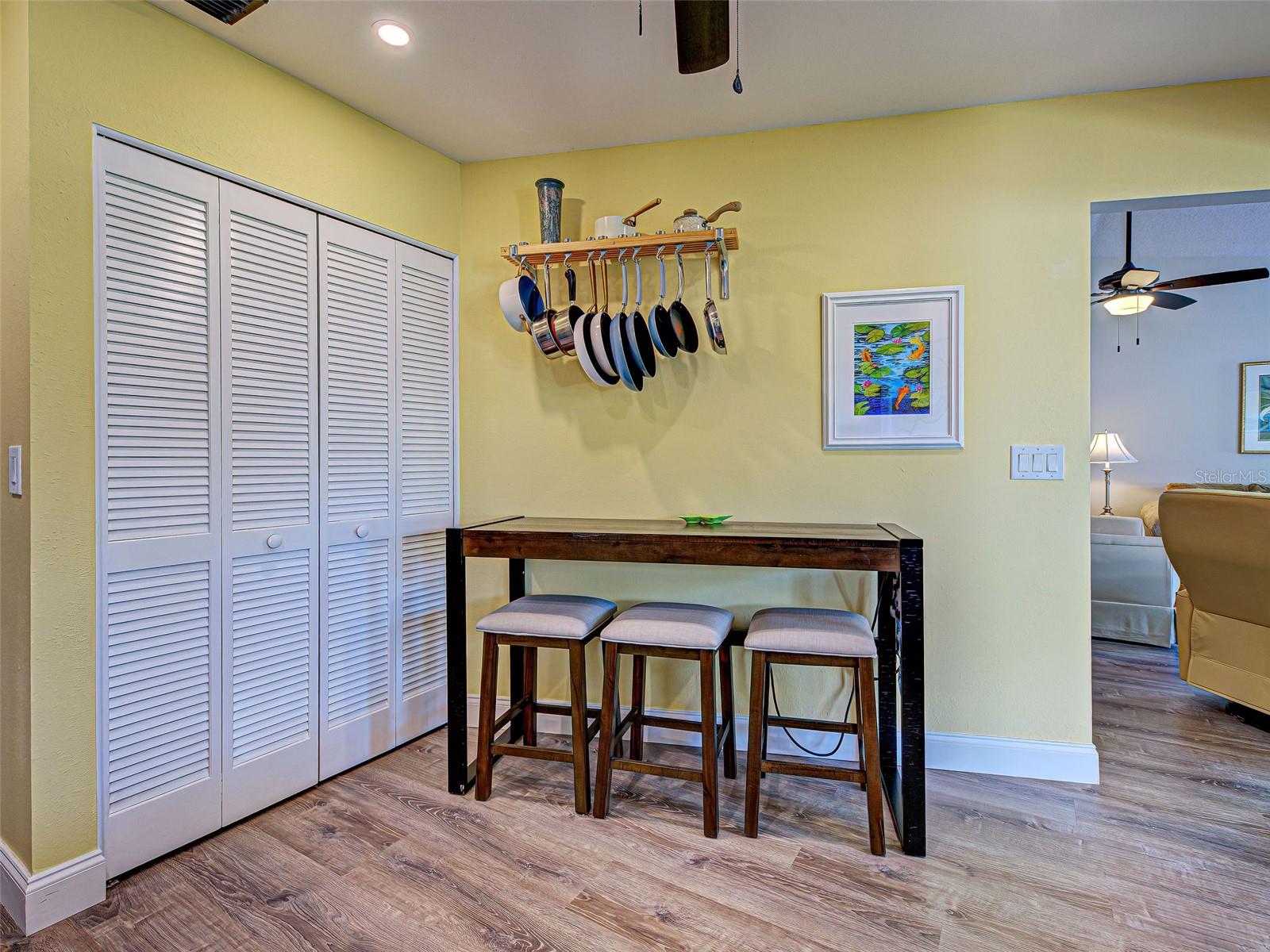 611 CHESTNUT LN #none, ENGLEWOOD, FL, 34223