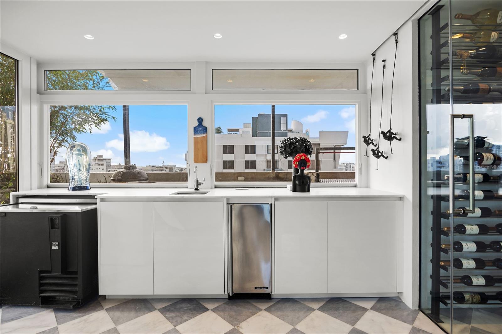 PR9117148 Property Photo