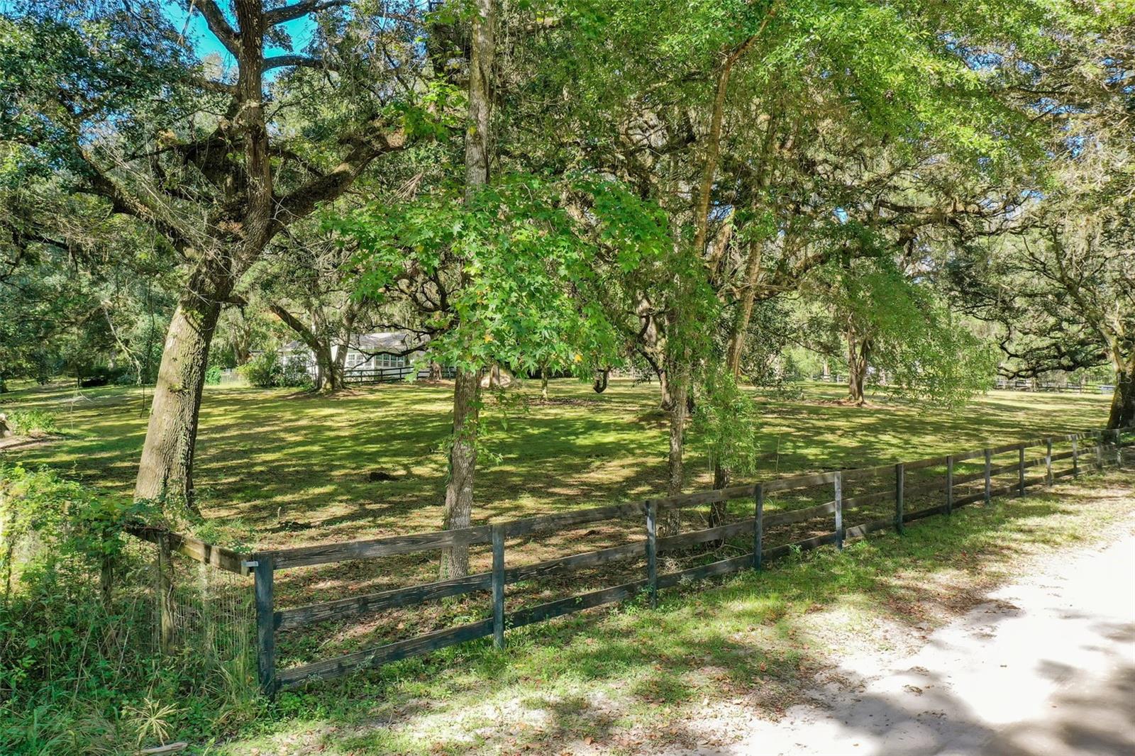 4704 NE 255TH DR, MELROSE, FL, 32666