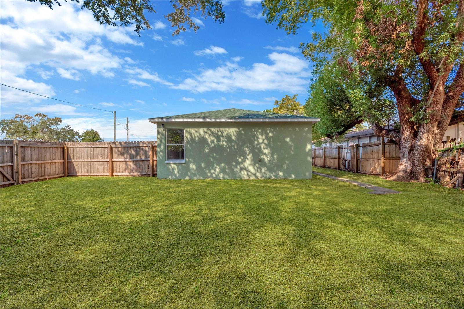 1217 W BALL ST, PLANT CITY, FL, 33563