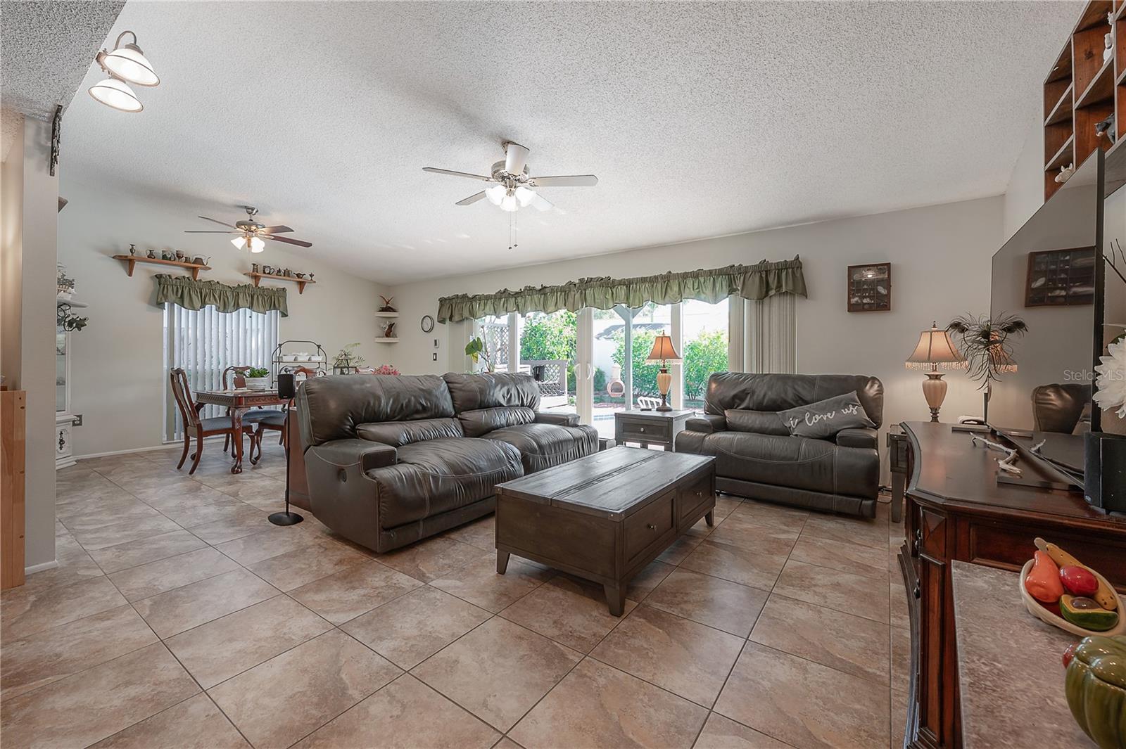 6809 SANDWATER TRL N, PINELLAS PARK, FL, 33781