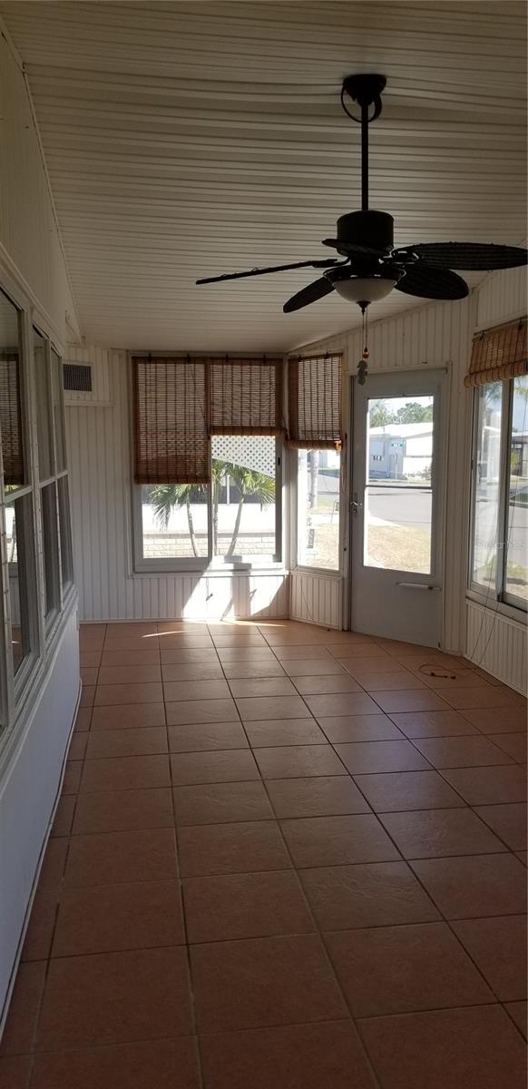 3835 LOMI LOMI DR, HOLIDAY, FL, 34691