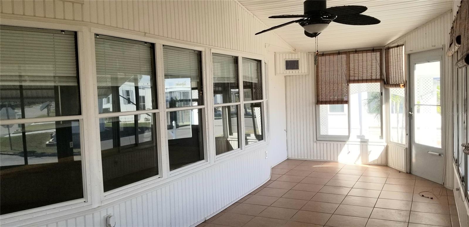 3835 LOMI LOMI DR, HOLIDAY, FL, 34691