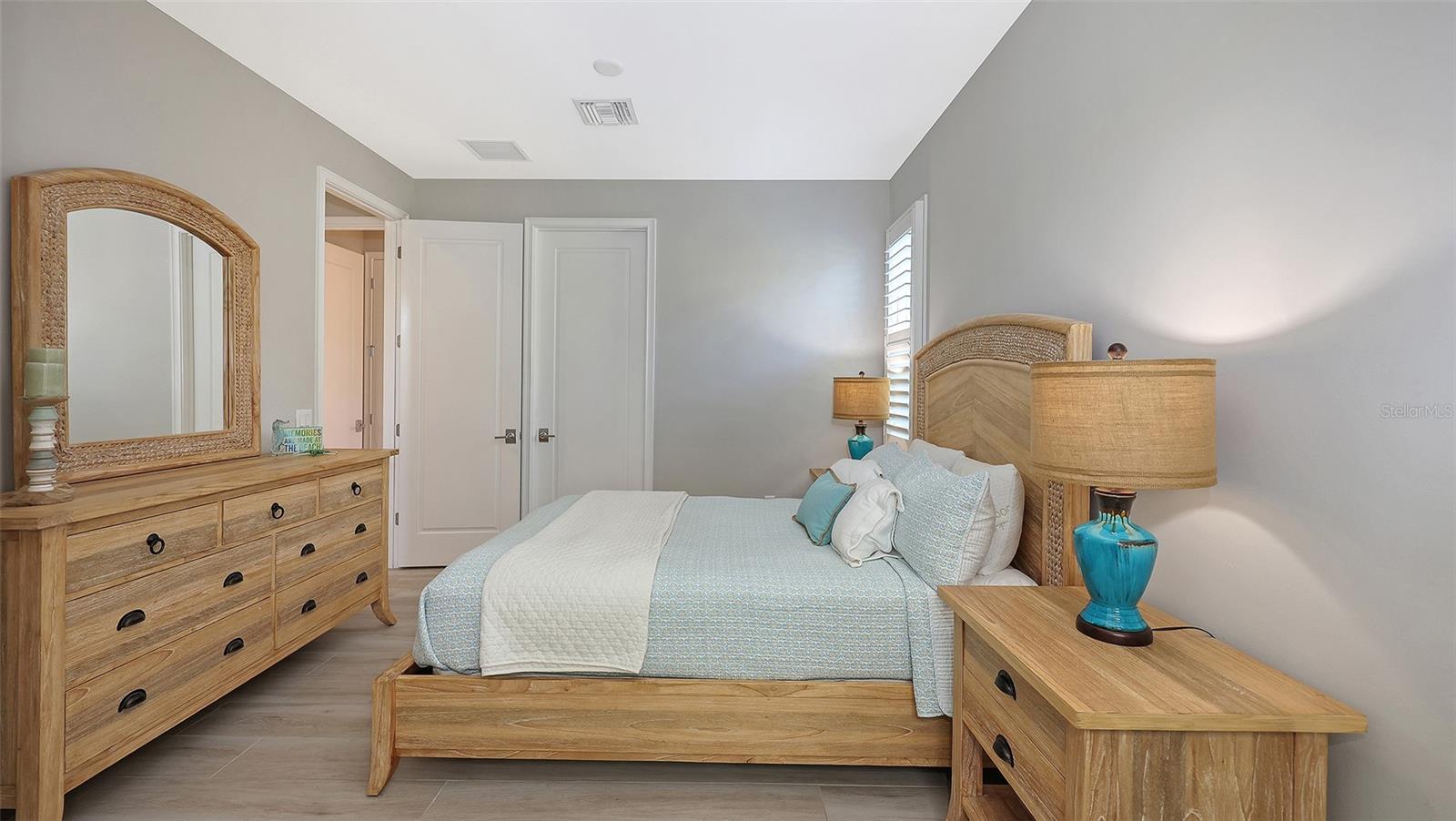 A4670926 Property Photo