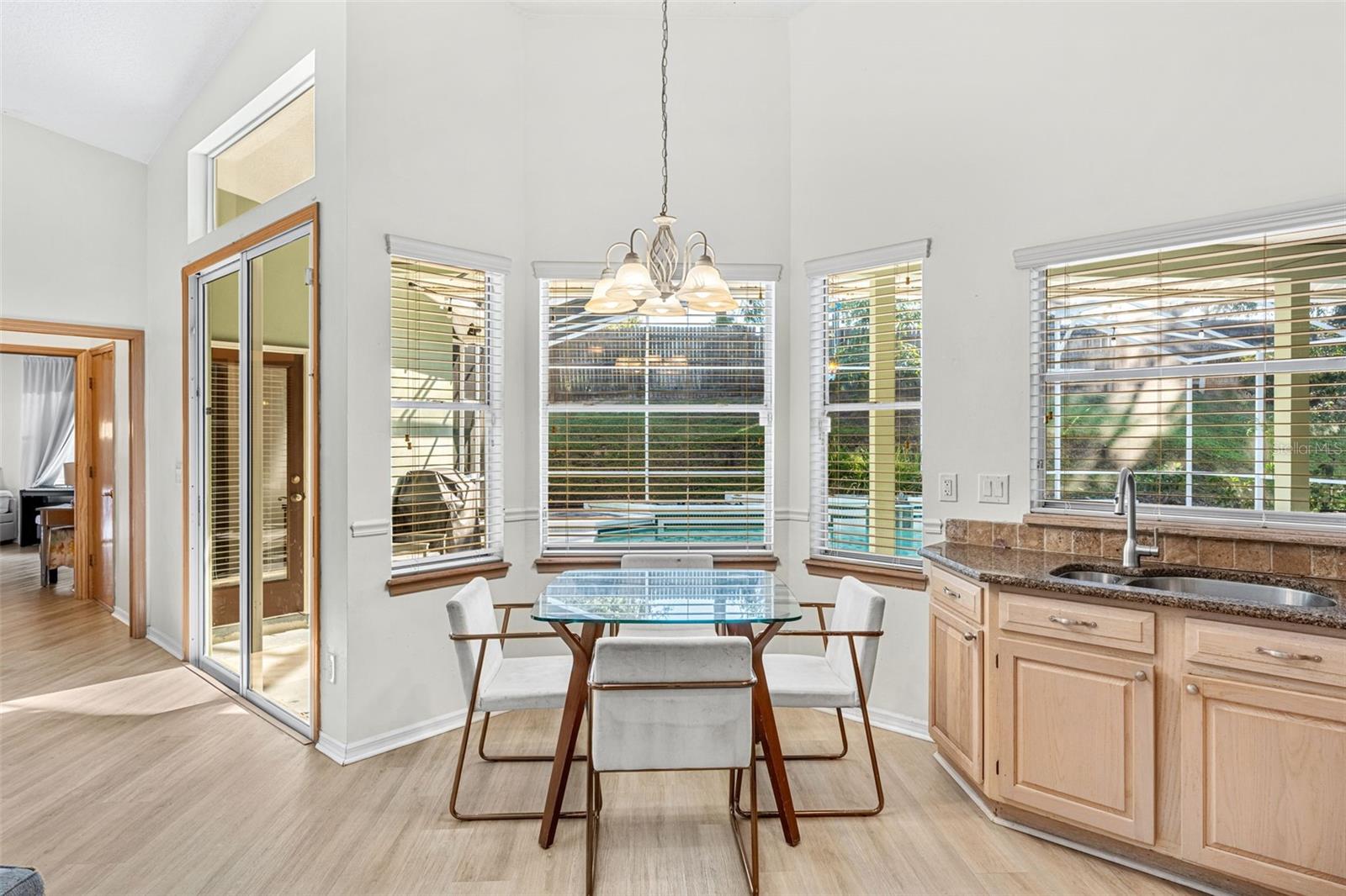 8449 ISLAND PALM CIR, ORLANDO, FL, 32835