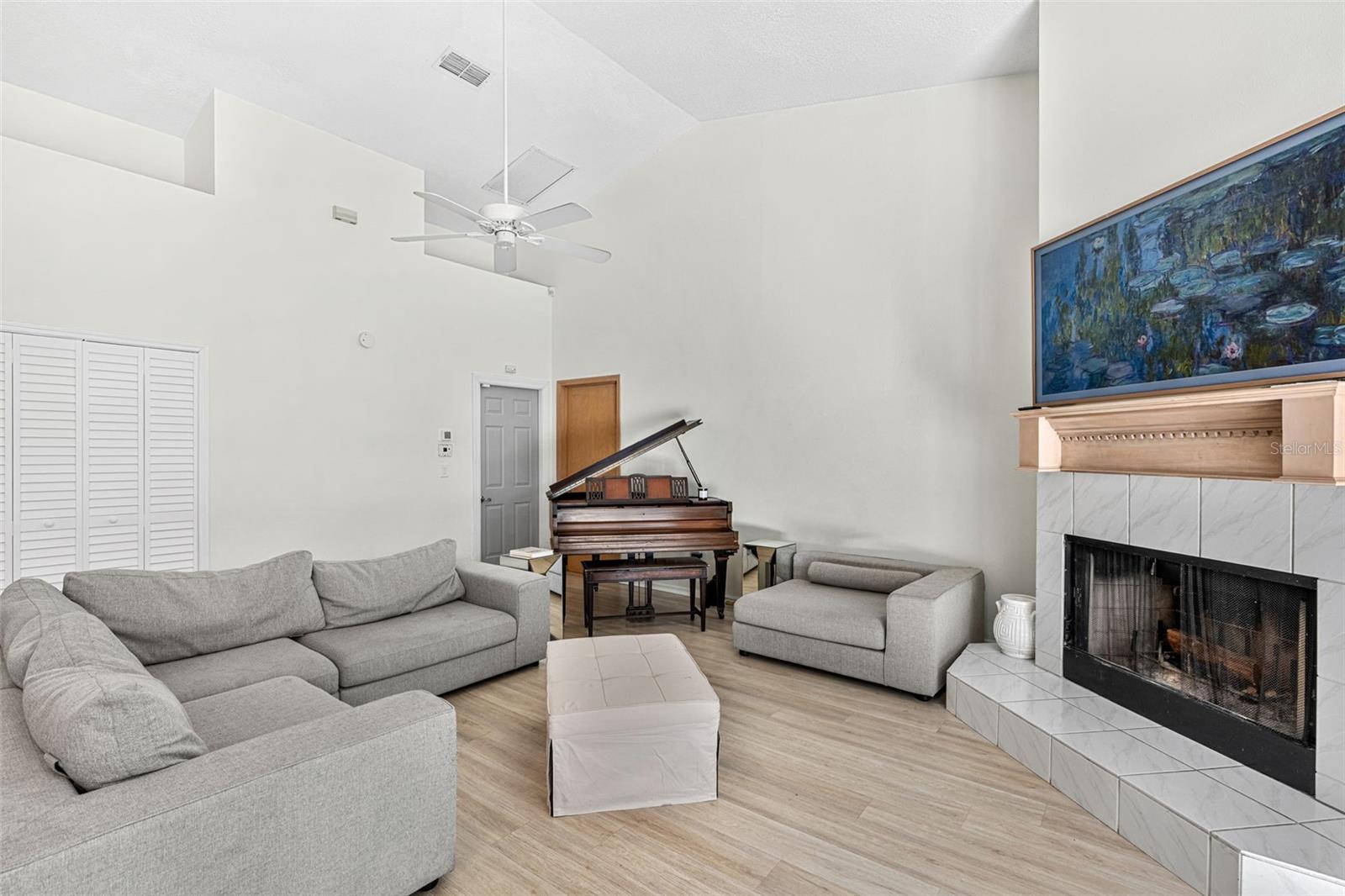 8449 ISLAND PALM CIR, ORLANDO, FL, 32835