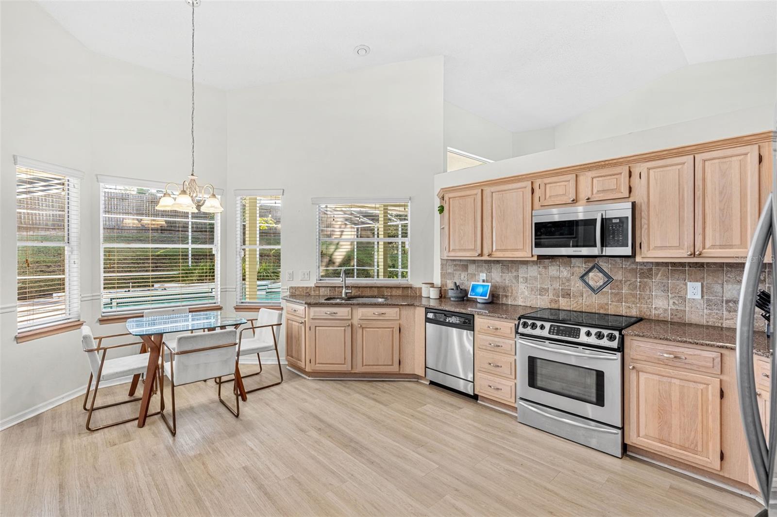 8449 ISLAND PALM CIR, ORLANDO, FL, 32835