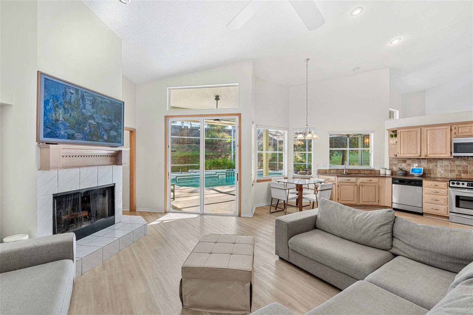 8449 ISLAND PALM CIR, ORLANDO, FL, 32835