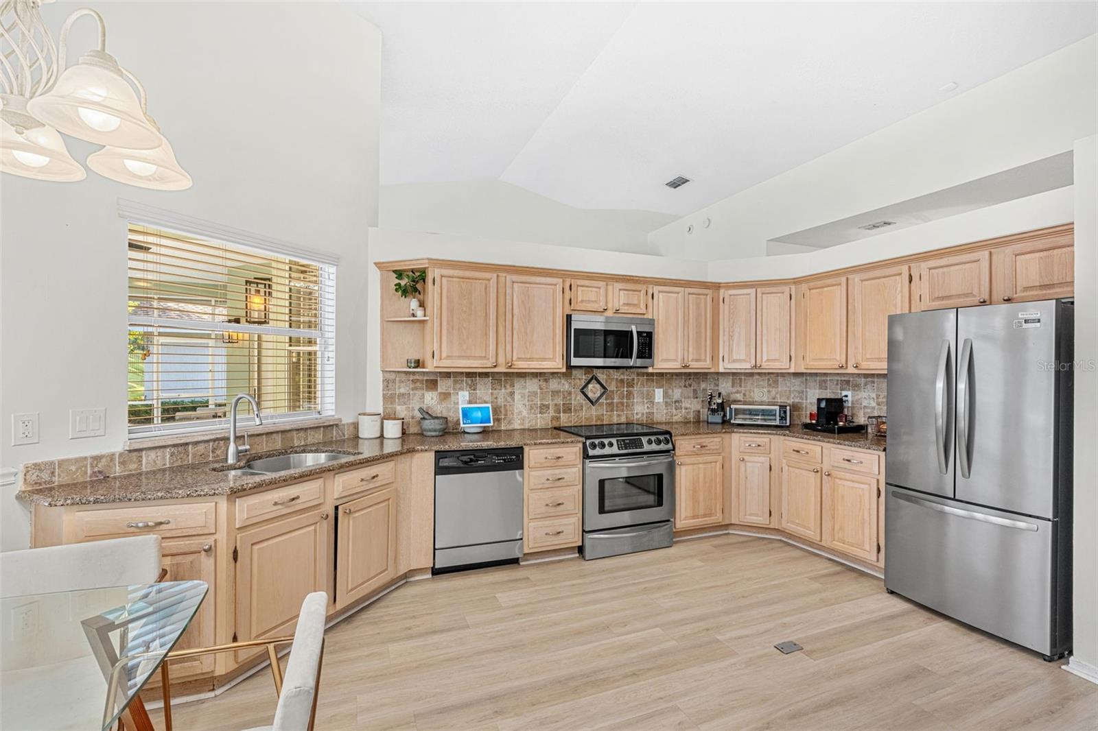 8449 ISLAND PALM CIR, ORLANDO, FL, 32835