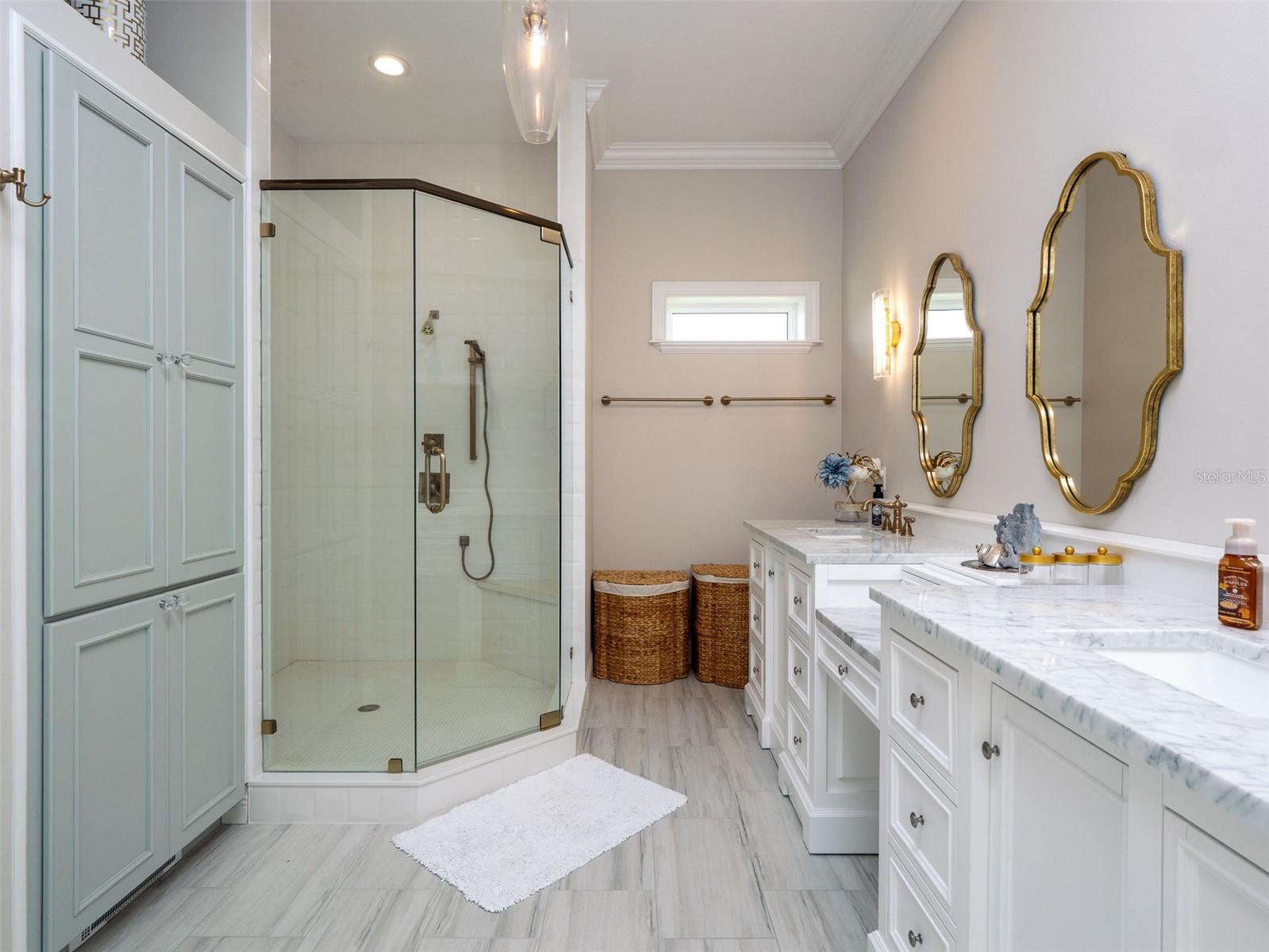 OM712883 Property Photo