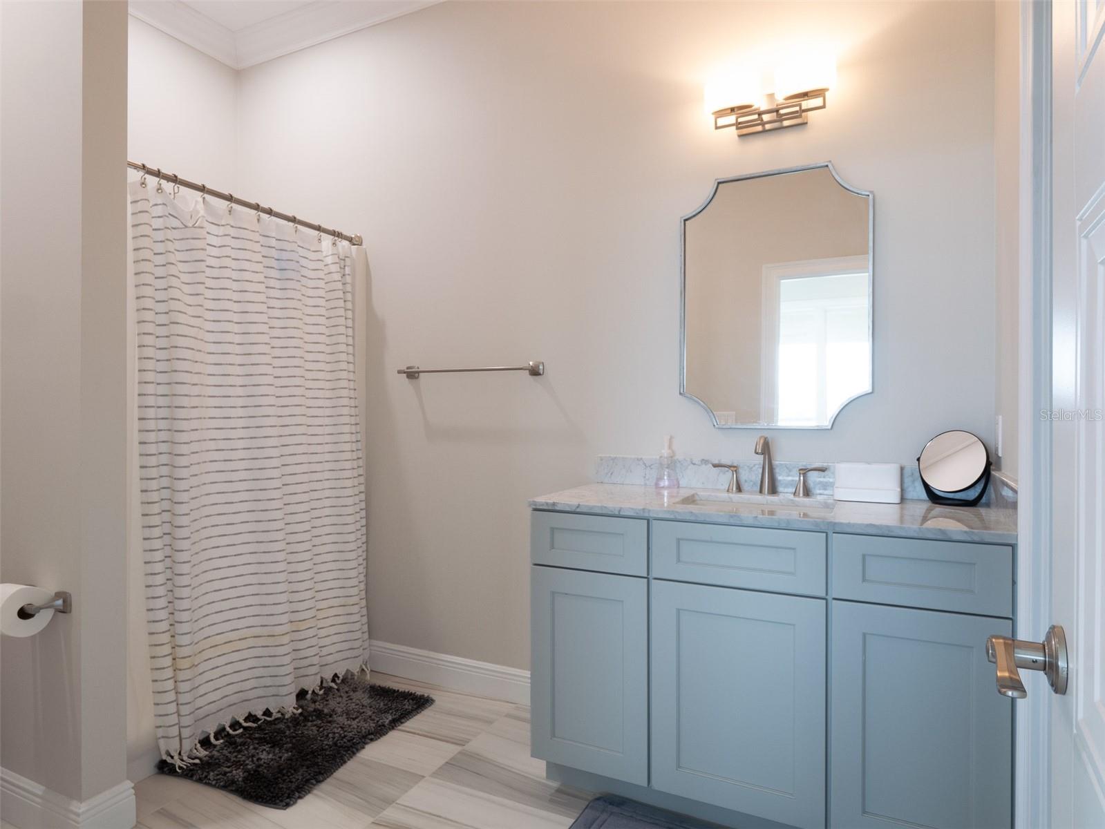 OM712883 Property Photo