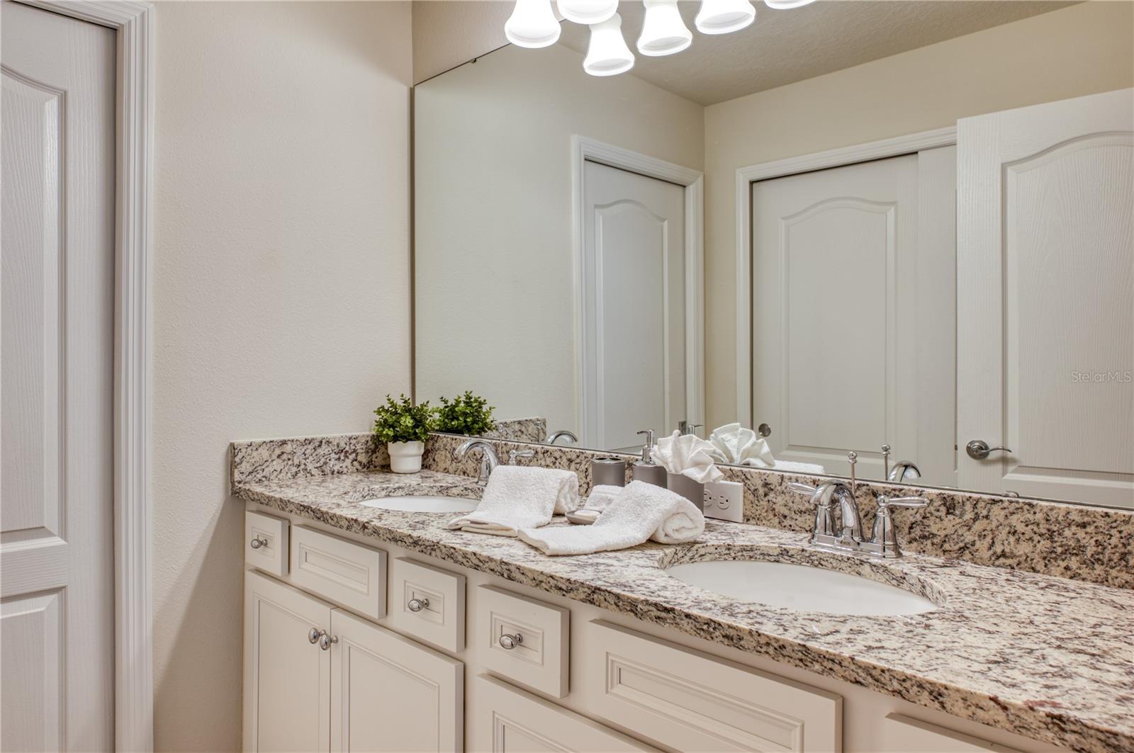 7561 OAK SPRING LN, DAVENPORT, FL, 33837