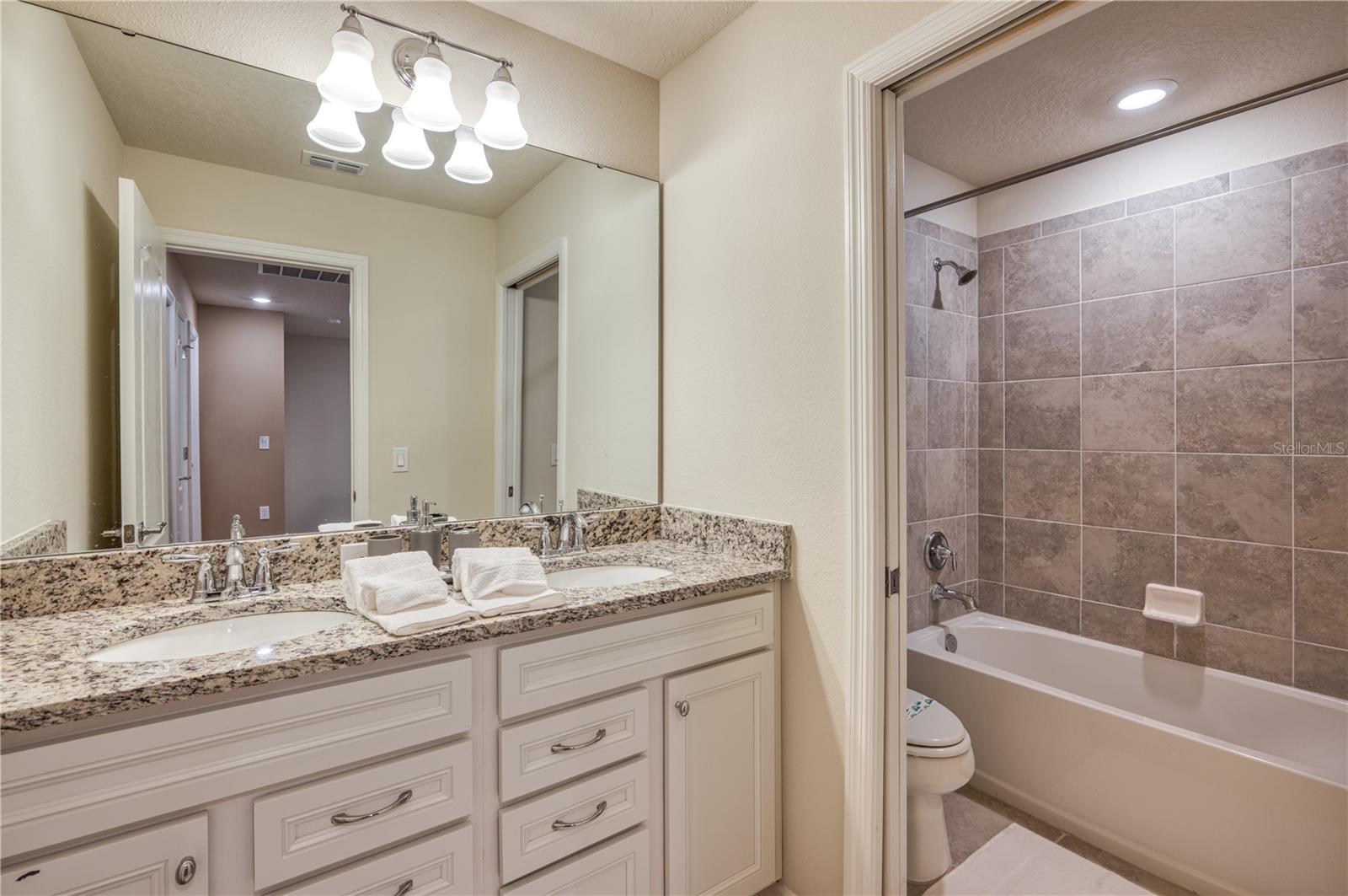 7561 OAK SPRING LN, DAVENPORT, FL, 33837