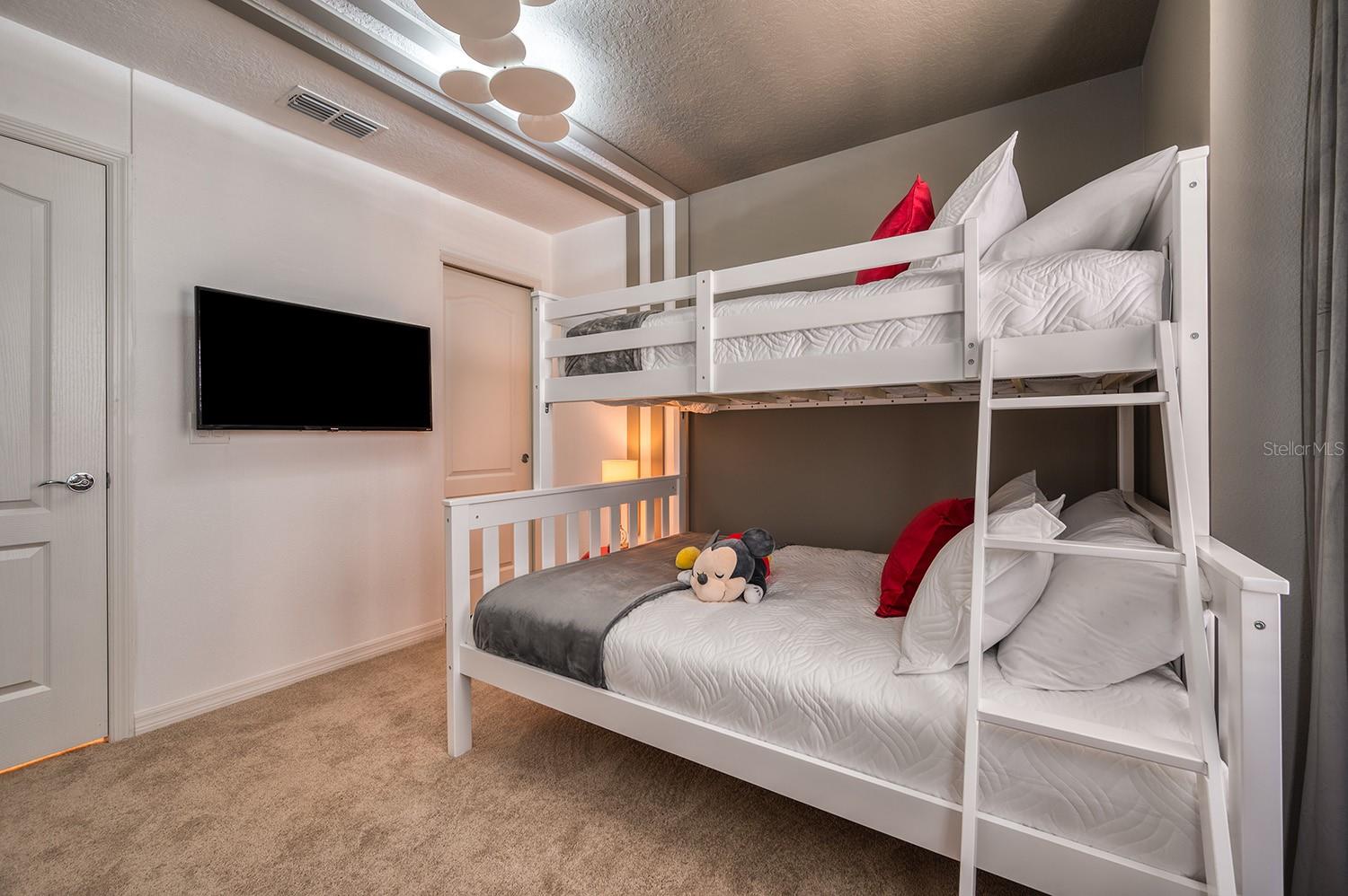 7561 OAK SPRING LN, DAVENPORT, FL, 33837