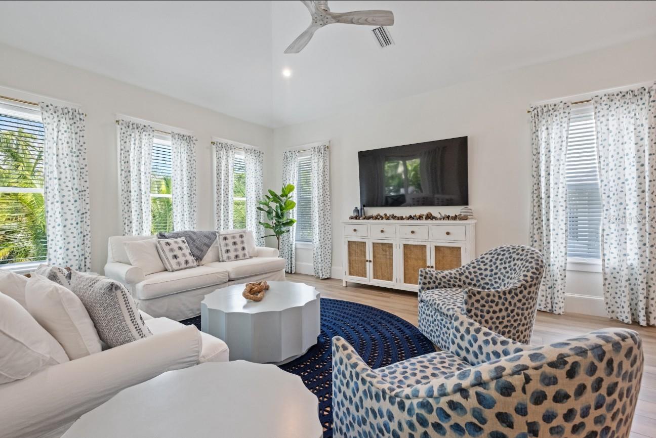 A4670933 Property Photo