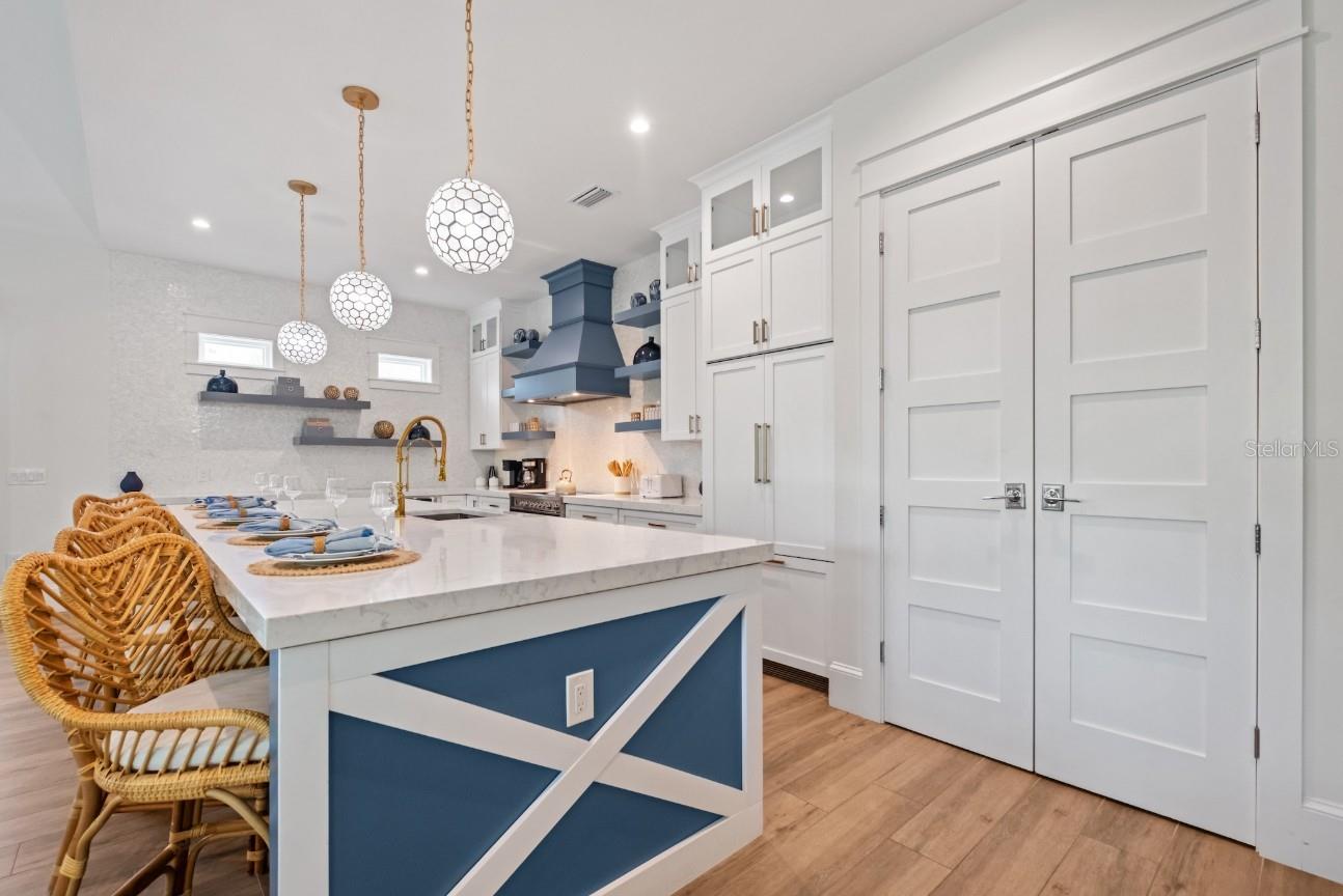 A4670933 Property Photo