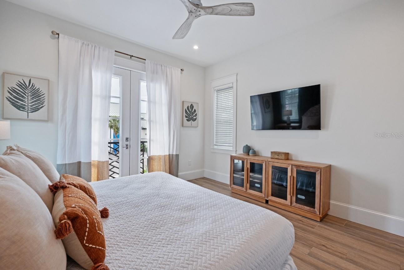 A4670933 Property Photo