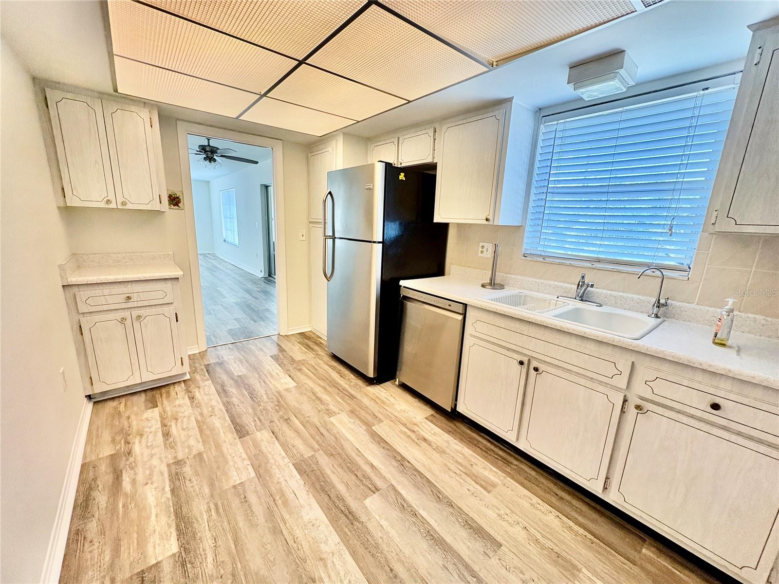 147 BLUFF VIEW #110, BELLEAIR BLUFFS, FL, 33770