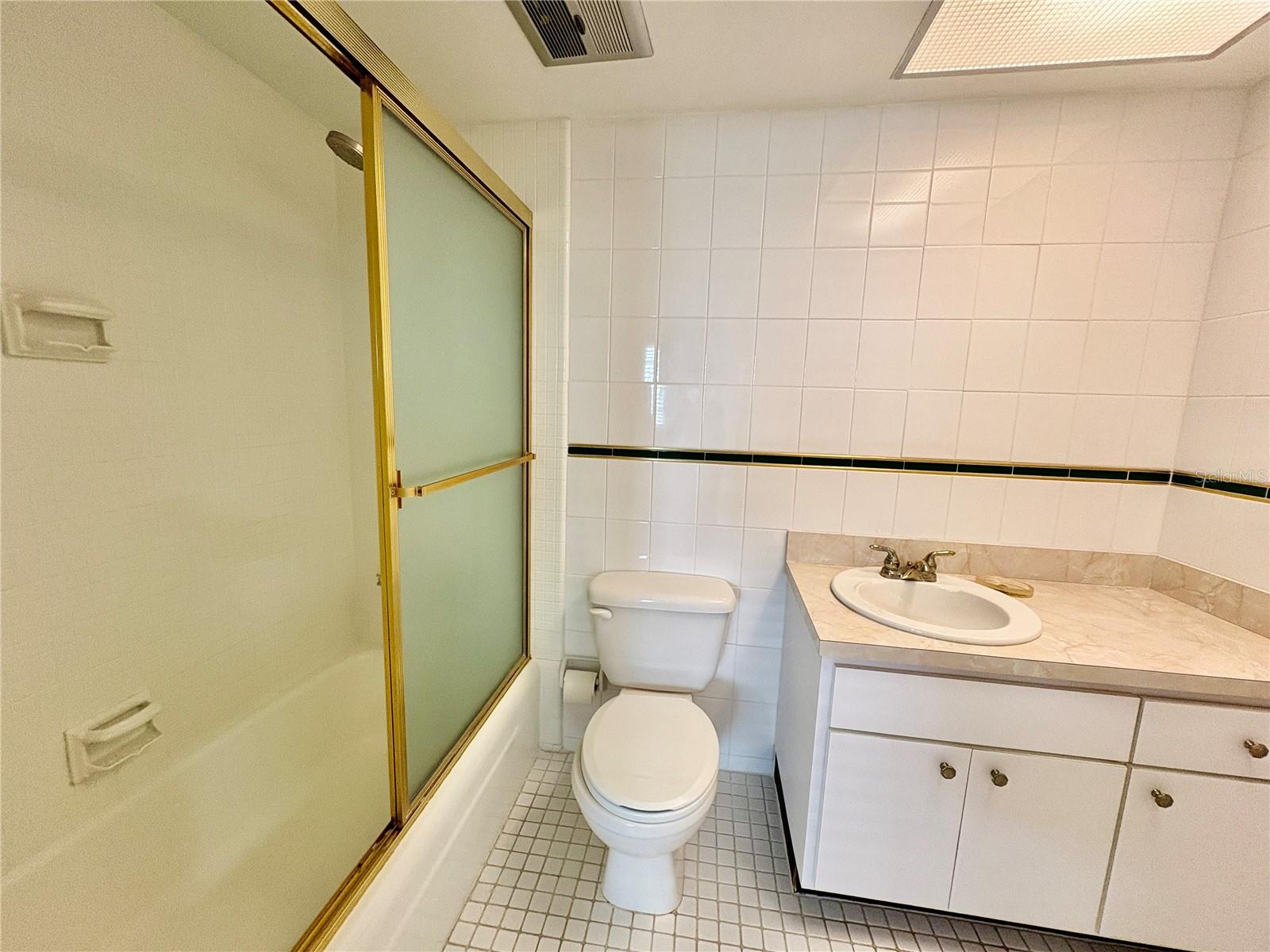 147 BLUFF VIEW #110, BELLEAIR BLUFFS, FL, 33770