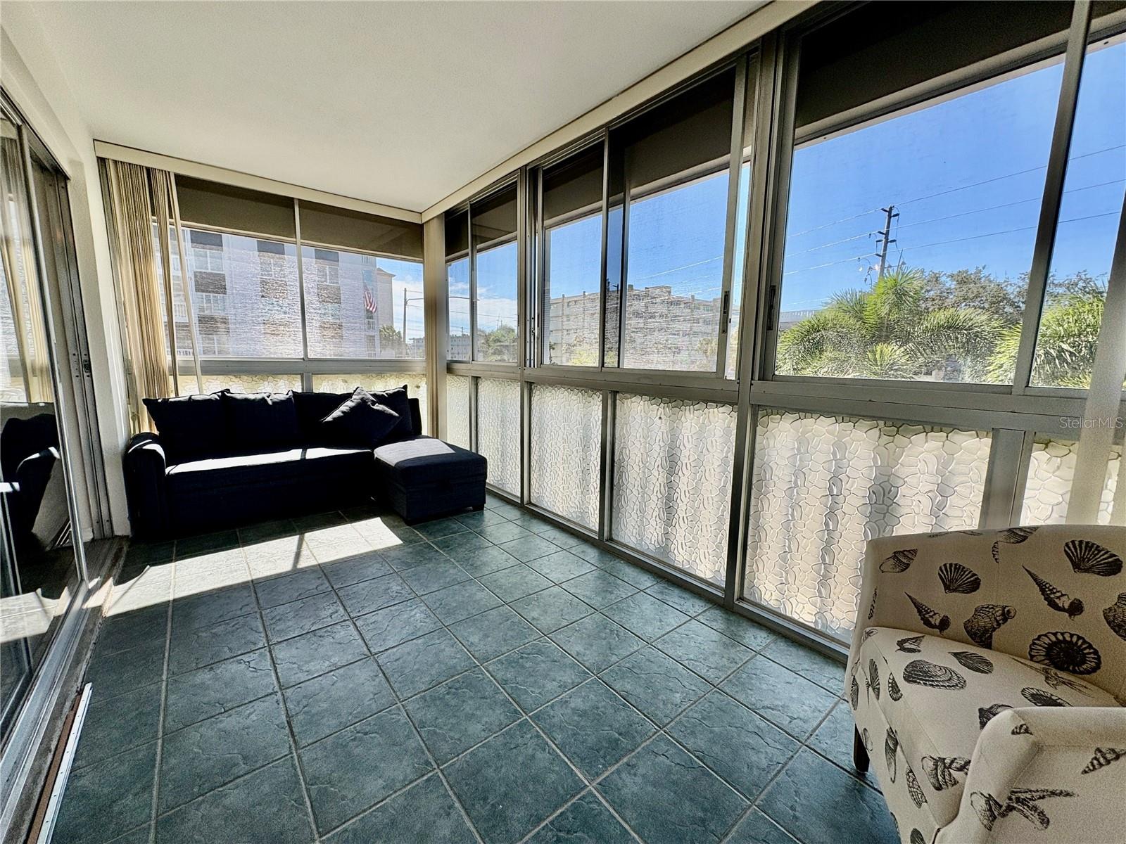 147 BLUFF VIEW #110, BELLEAIR BLUFFS, FL, 33770