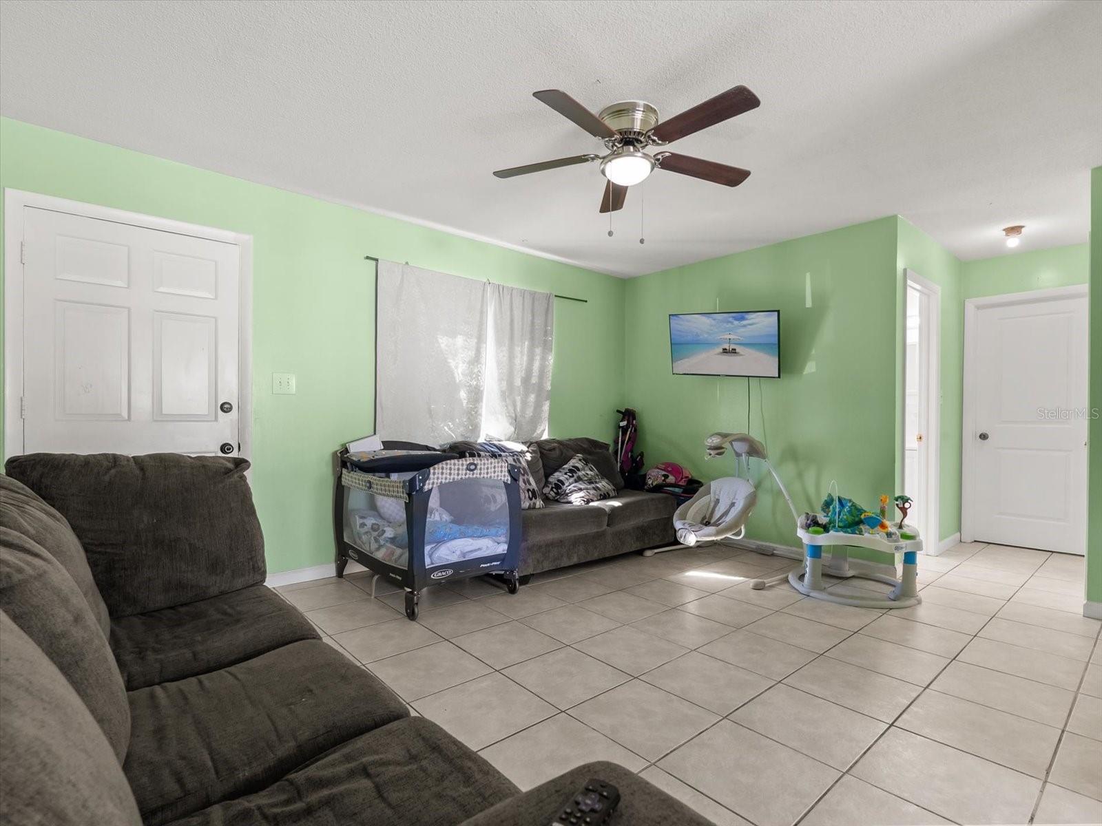 4045 CASTLEGATE DR, ORLANDO, FL, 32839